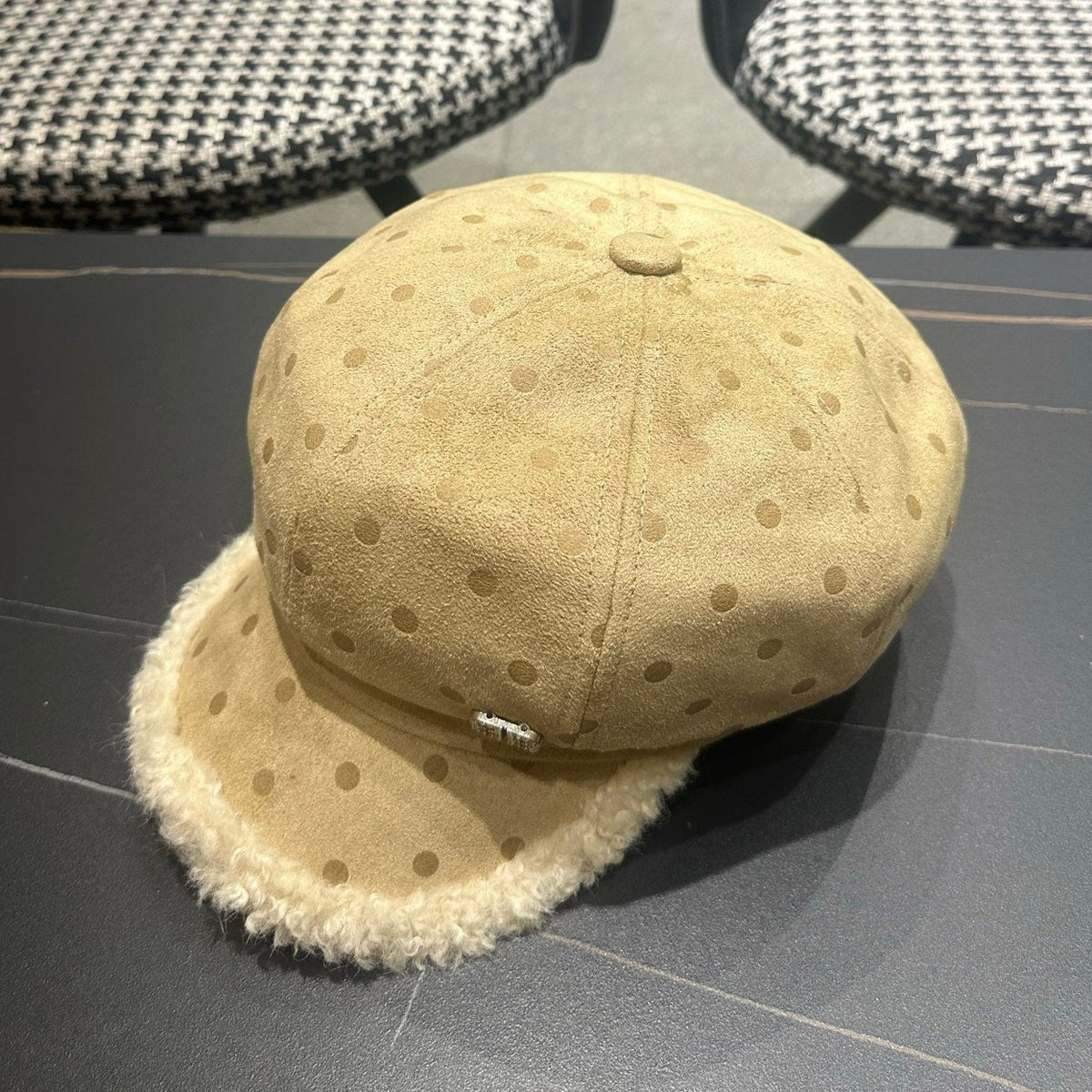 Burberry 2026 Newsboy Cap Hat Suede 550266