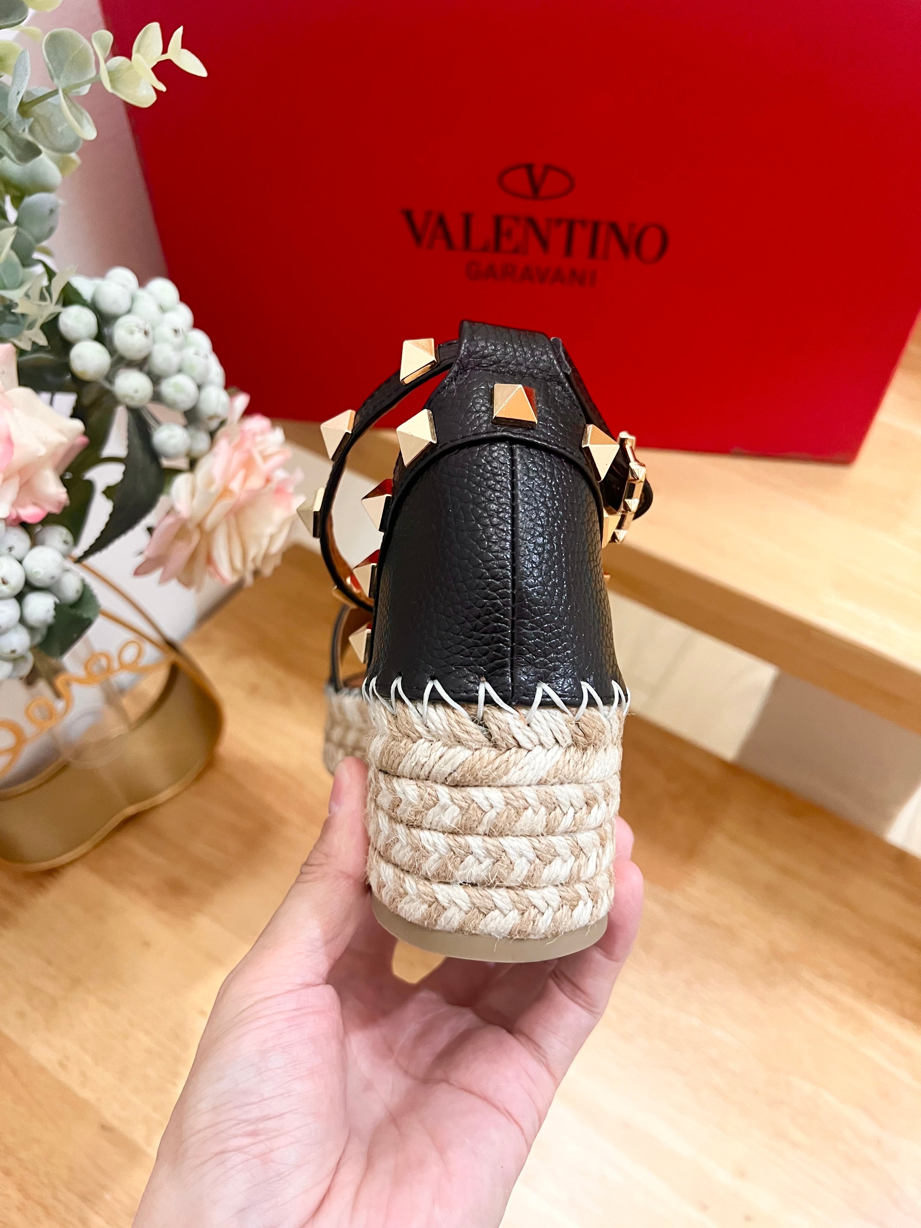 Valentino 25 Platform Sandal Black Leather 240600