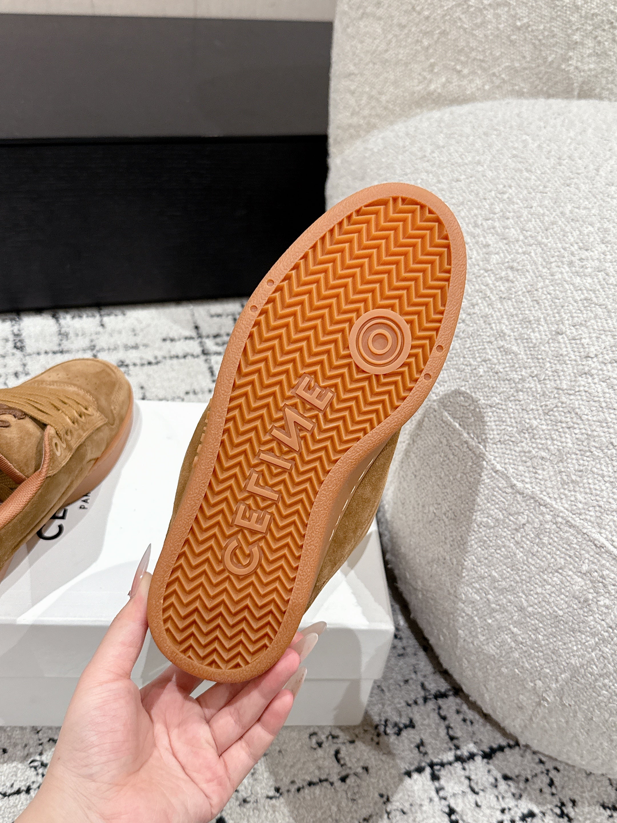 CELINE 25C Huntington Low Top Sneaker Copper Brown Suede 232345