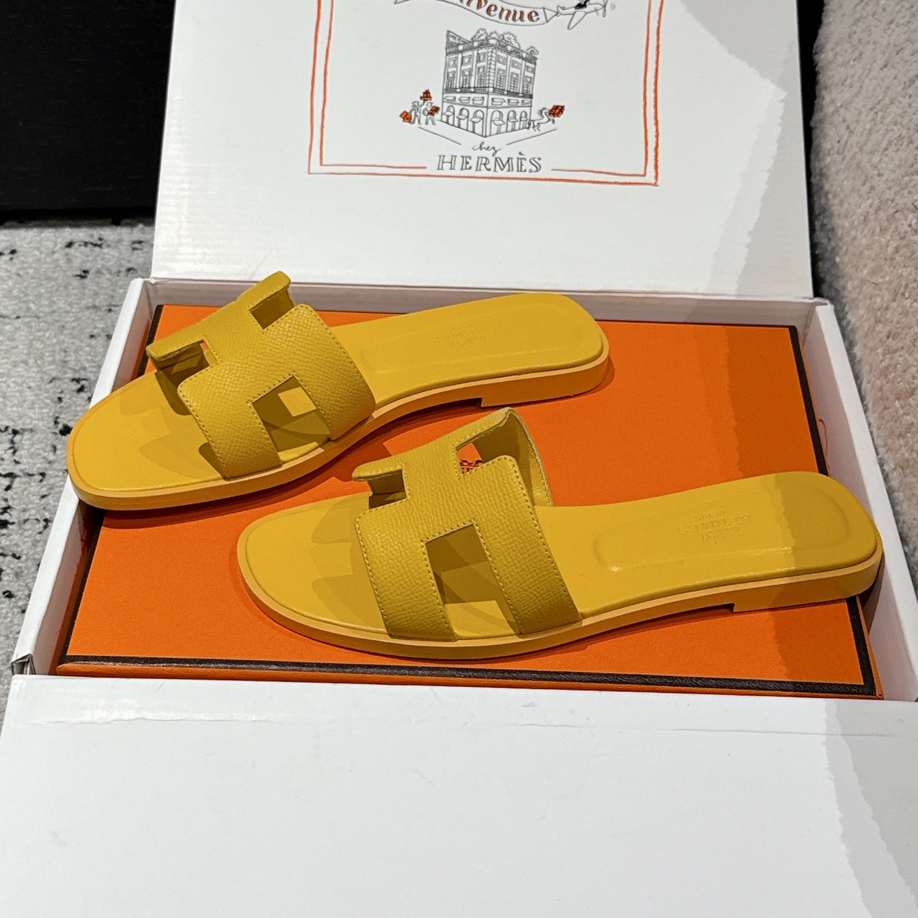 HM 25 Oran Sandal Epsom