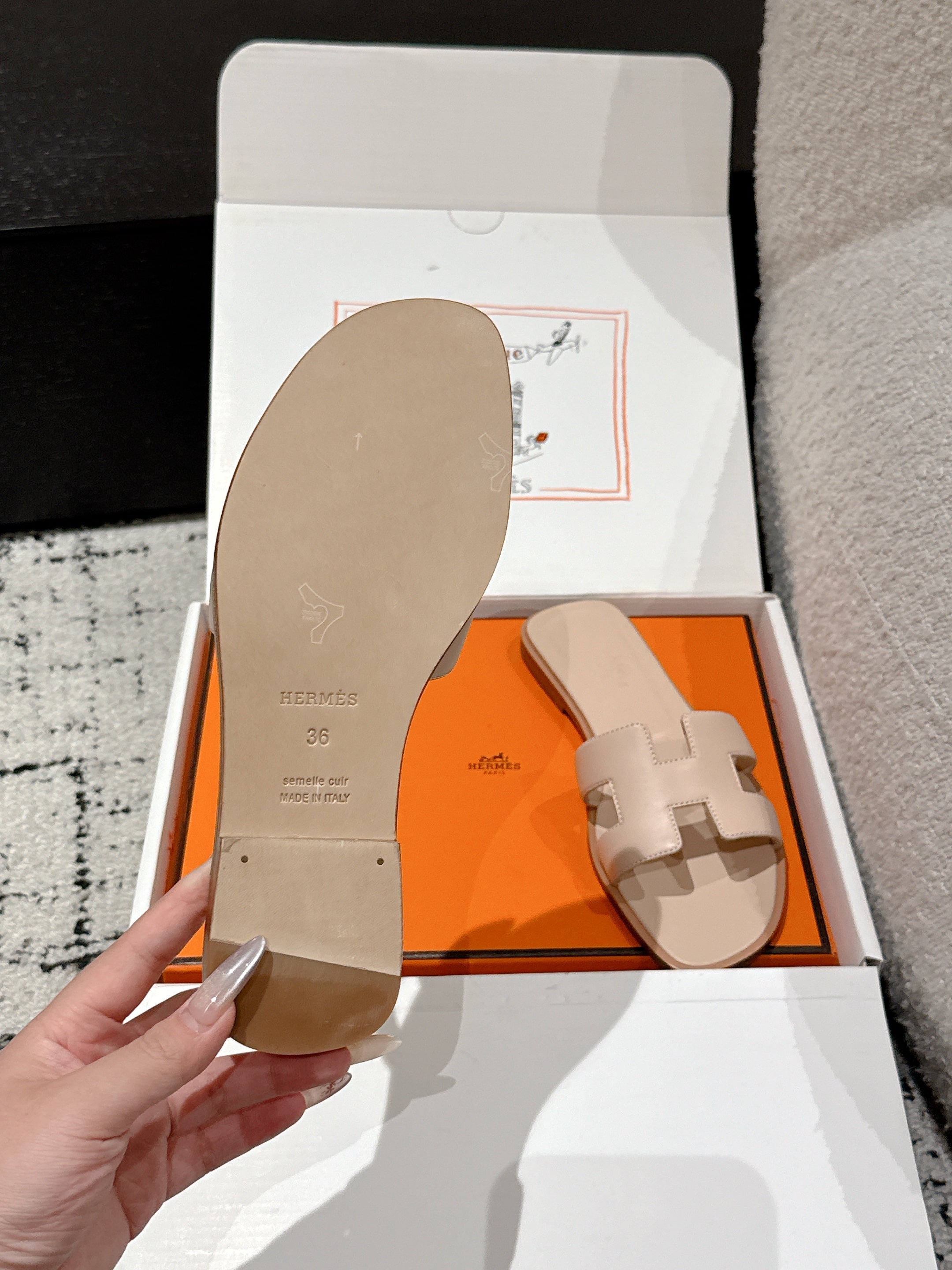 HM 25 Oran Sandal Nude Calfskin