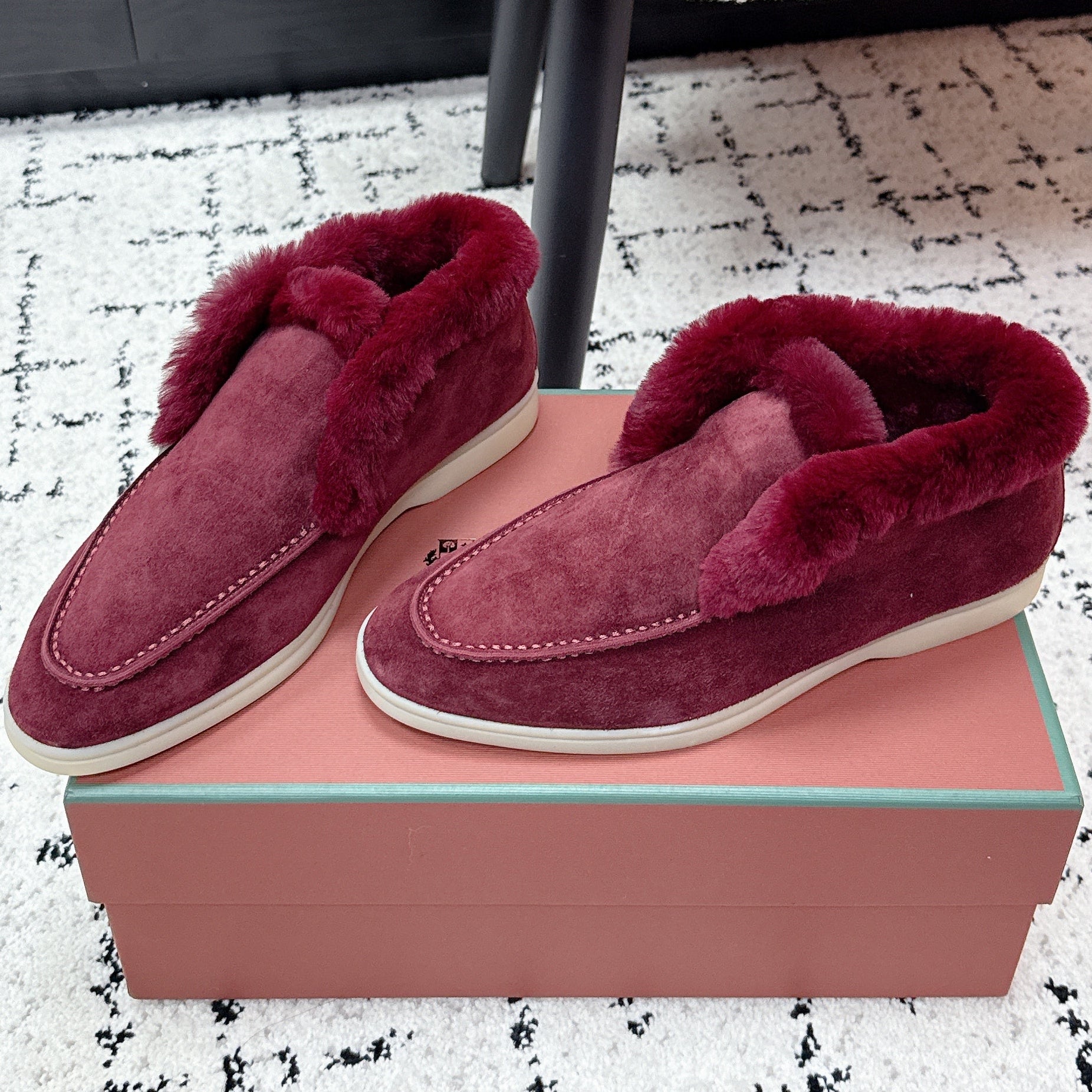 LP 26SS Open Walk Ankle Boot Burgundy Suede Fur 617383