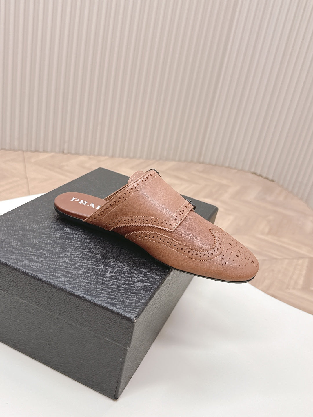 PRA 26S Mule Camel Brown Sheepskin 600581