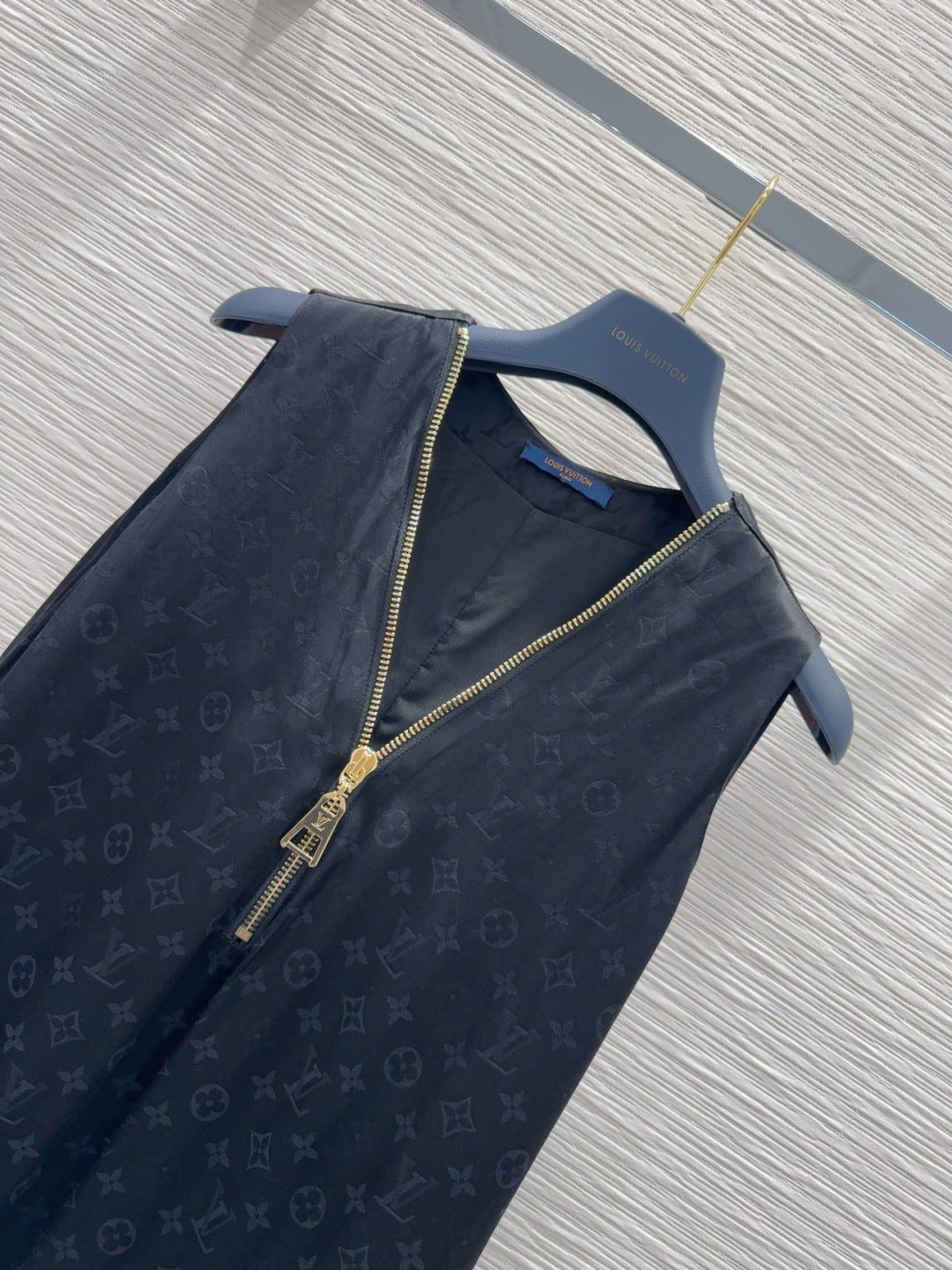LV 25 Custom Zipper Collar Dress Black White Viscose Rayon