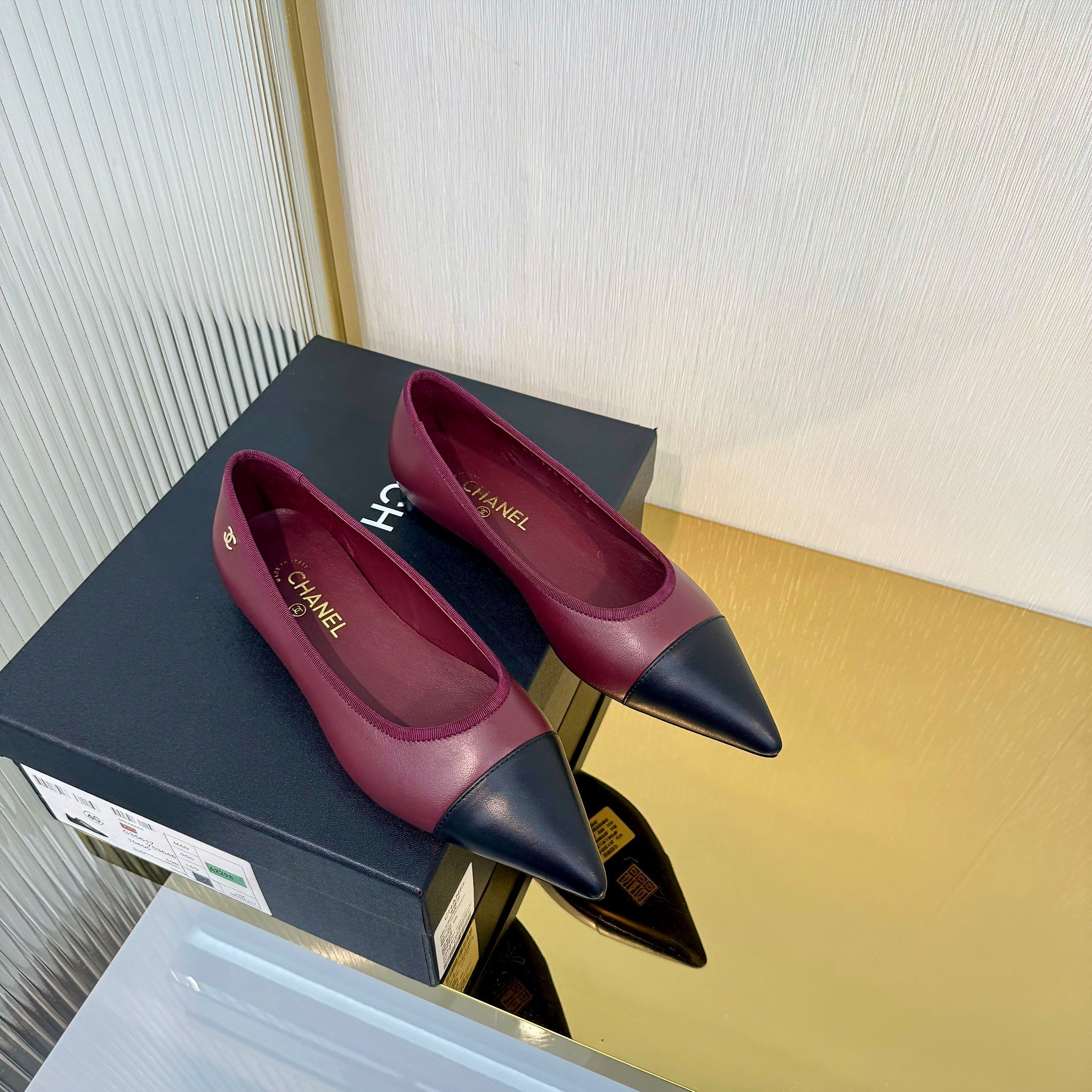 CC 2026 Ballet Flats Burgundy Black Sheepskin 668126
