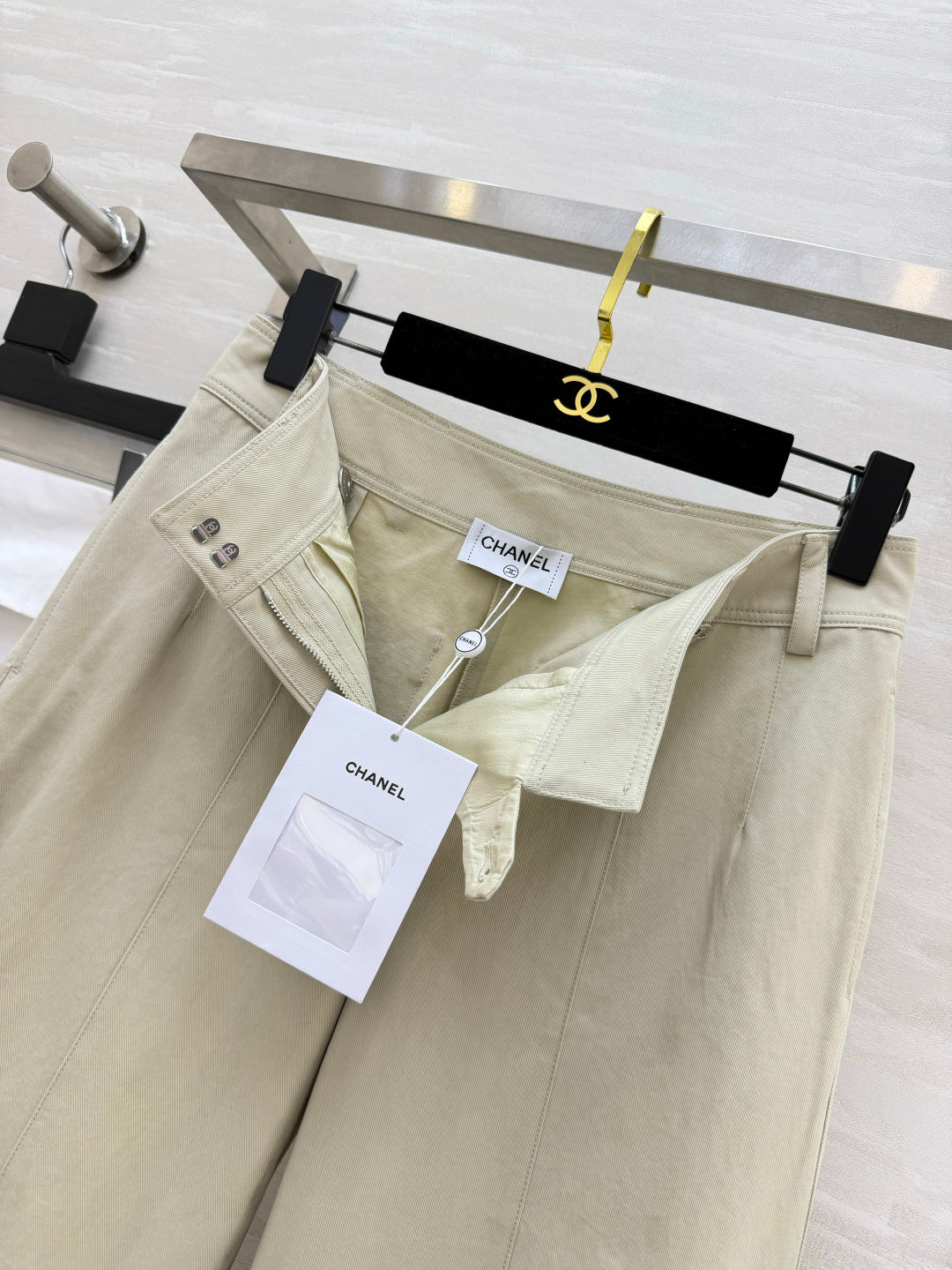 Chanel 2026 Light Apricot Wide-Leg Pants Cotton 379252