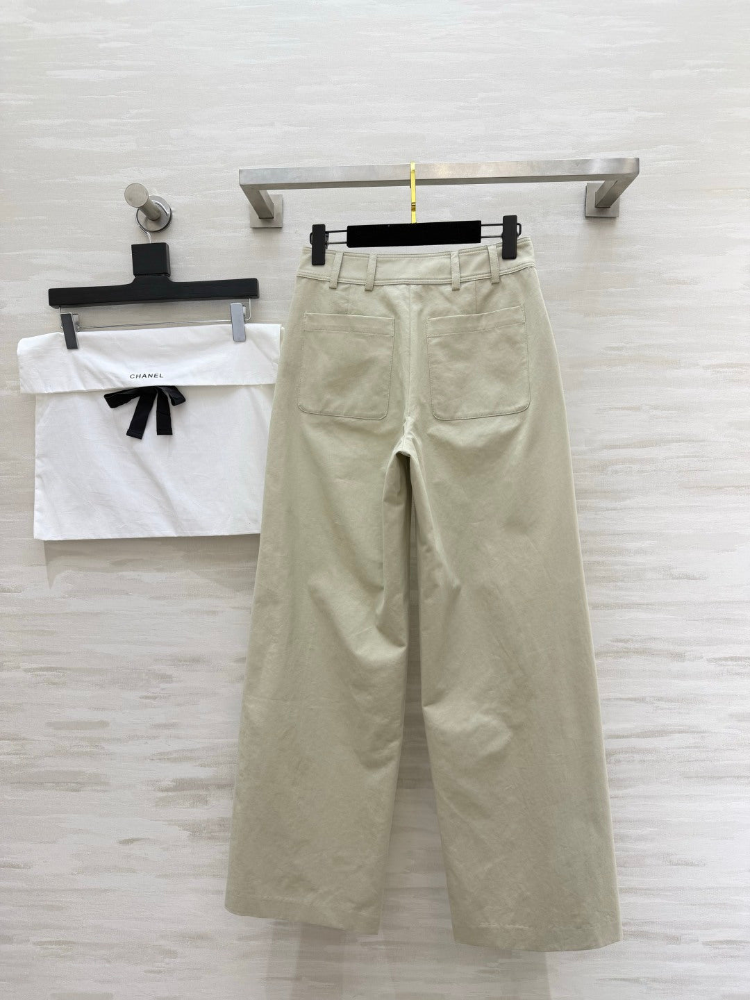 Chanel 2026 Light Apricot Wide-Leg Pants Cotton 379252