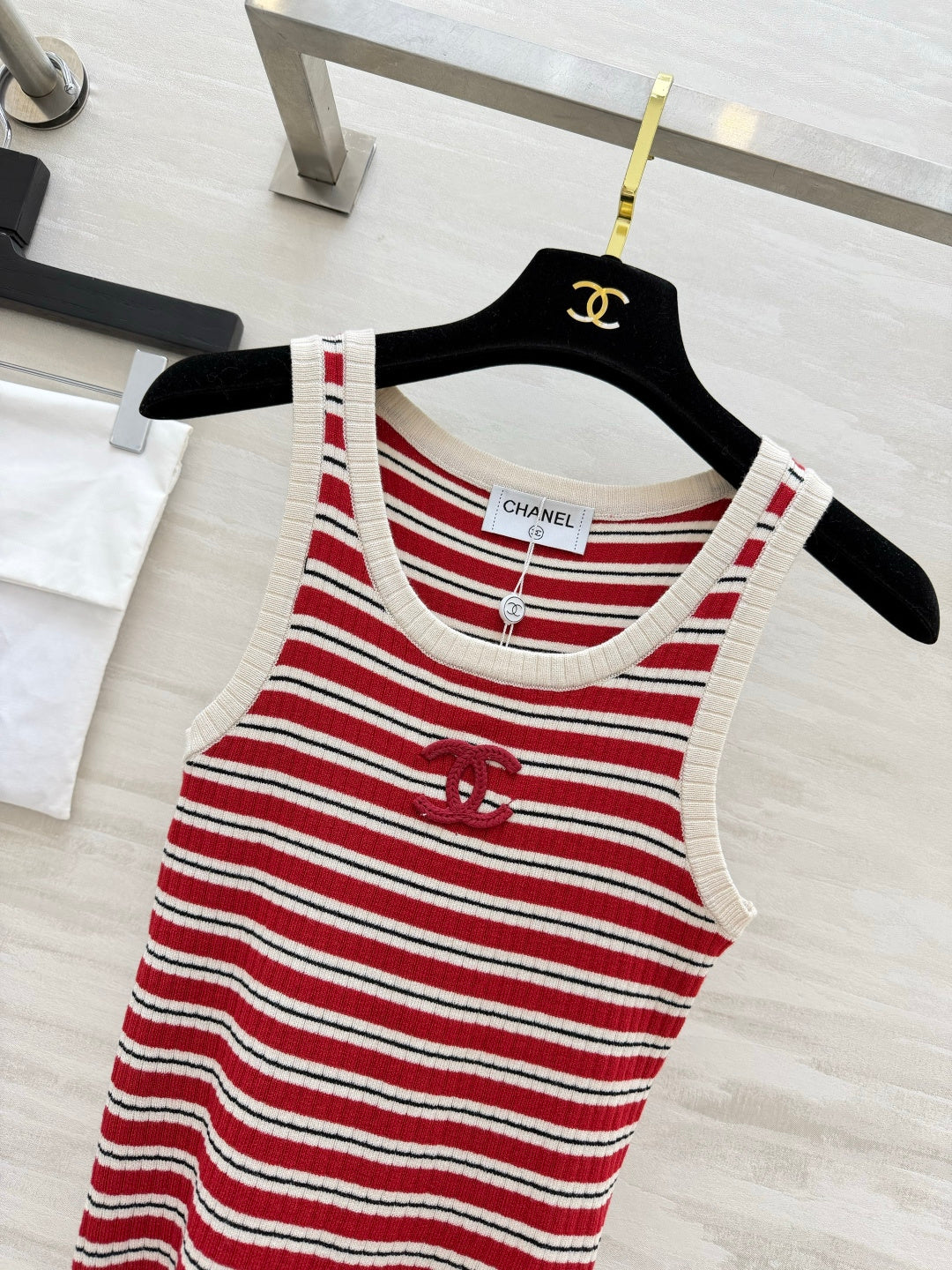 Chanel 2026 Knit Vest Stripes Wool 402251