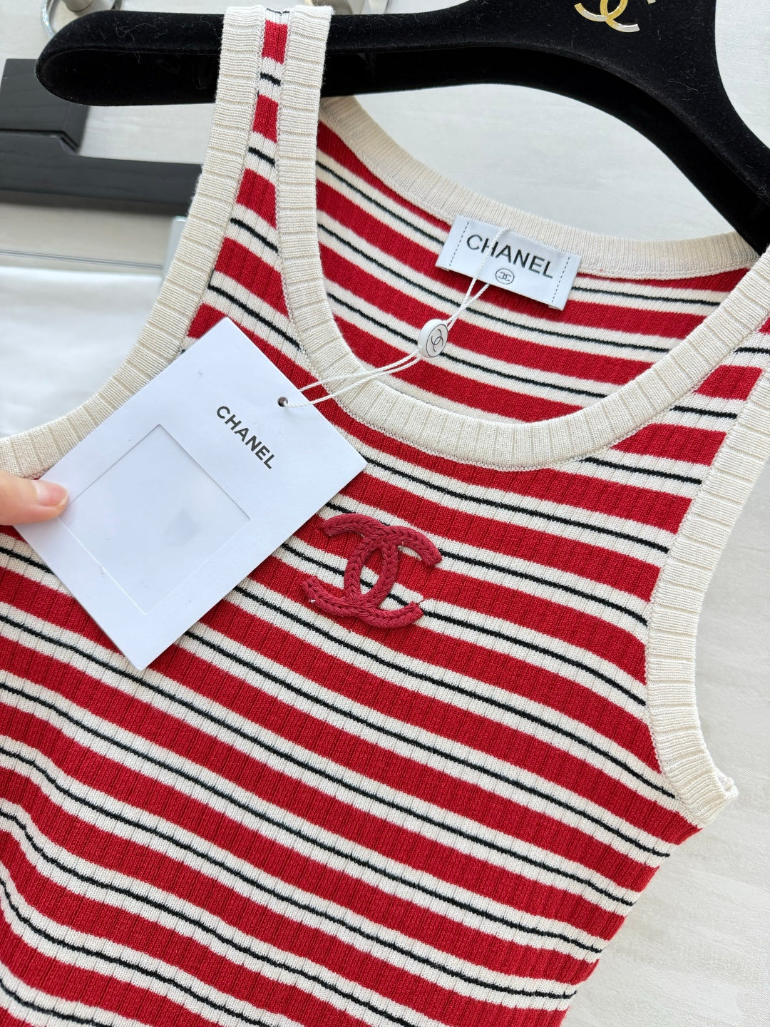 Chanel 2026 Knit Vest Stripes Wool 402251