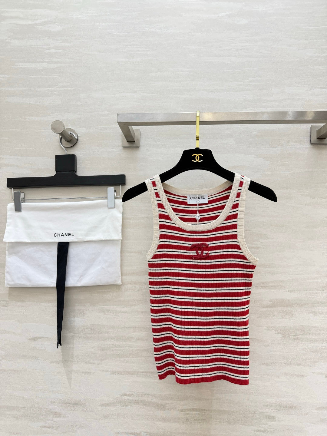 Chanel 2026 Knit Vest Stripes Wool 402251