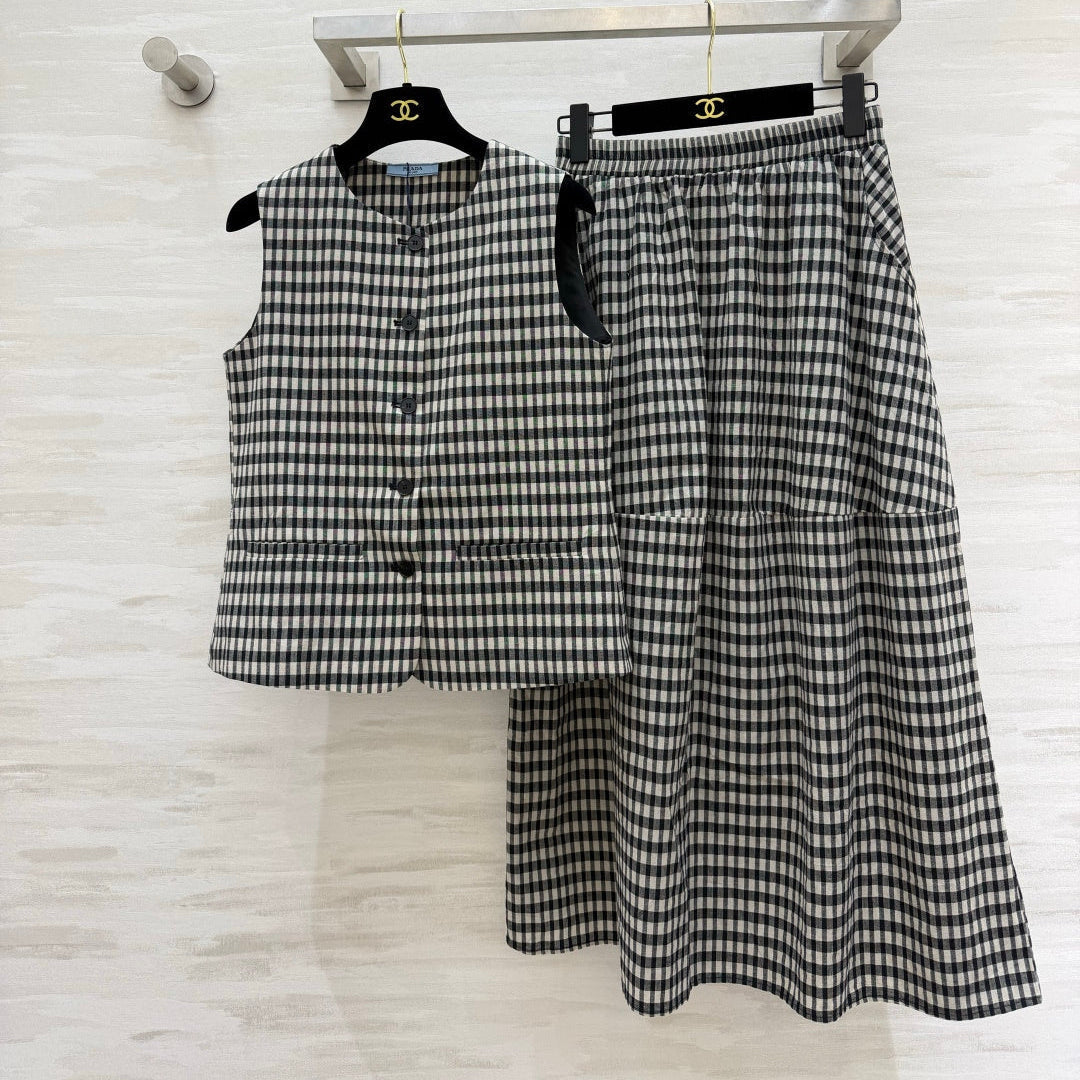 Prada 2026 Vest shirt And Midi Skirt Set Black Cotton 403394