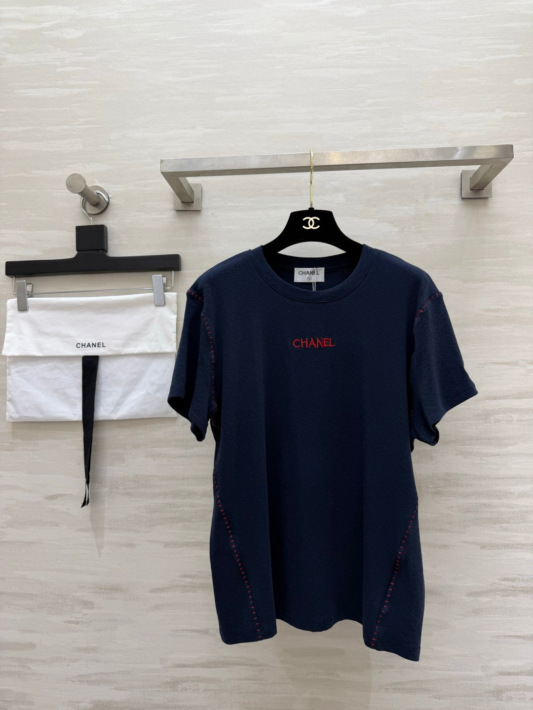 Chanel 2026 Hand-stitched Short-Sleeve T-Shirt Cotton 666402