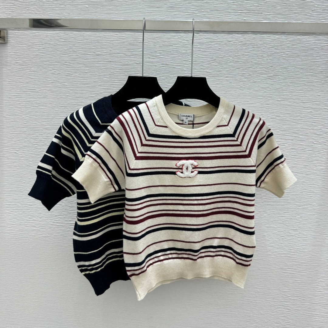 Chanel 2026 Short-sleeve Sweater Cream and Navy Blue Wool Polyester