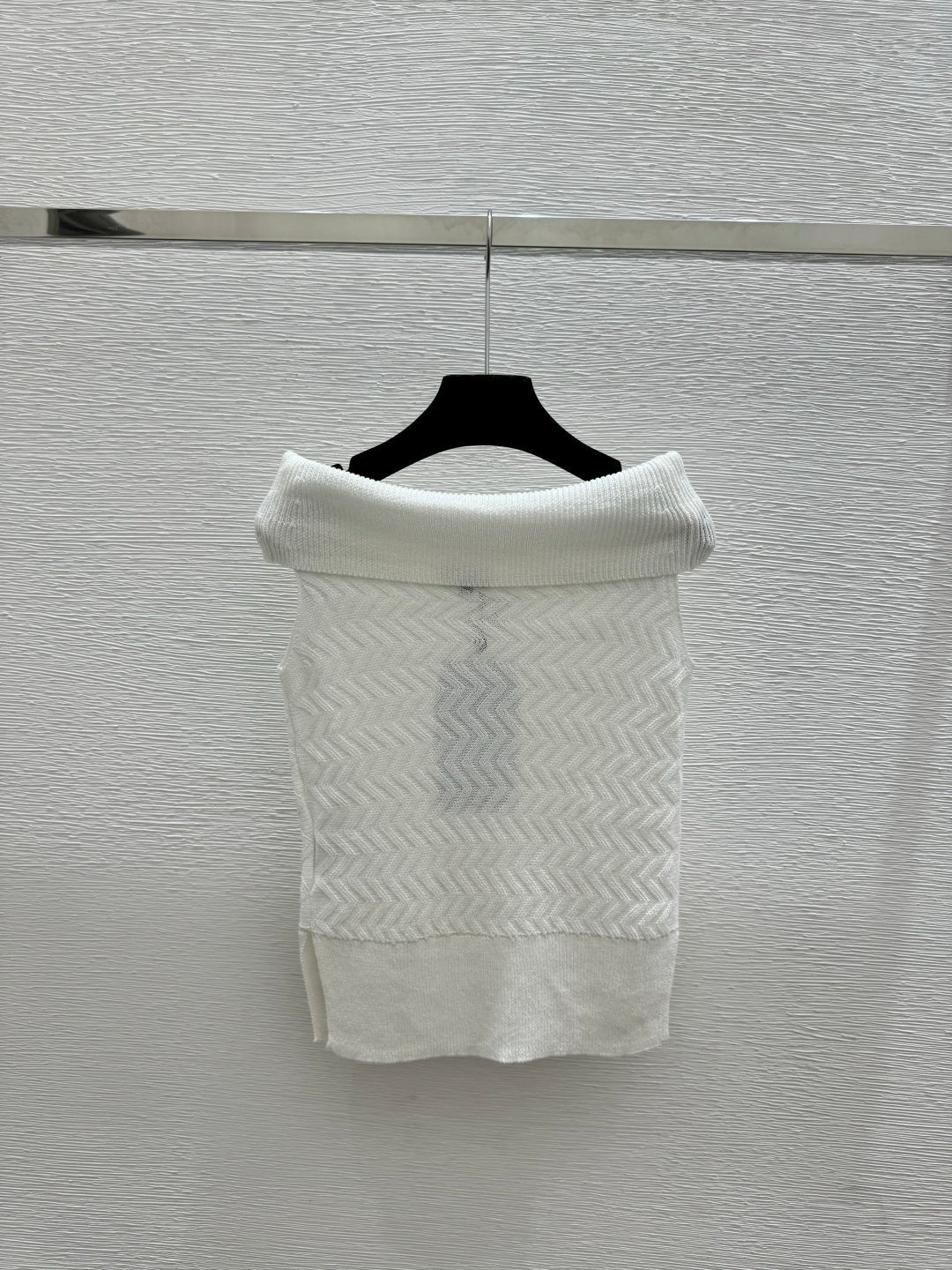 Chanel 2026 Knit Off-Shoulder Vest Wool