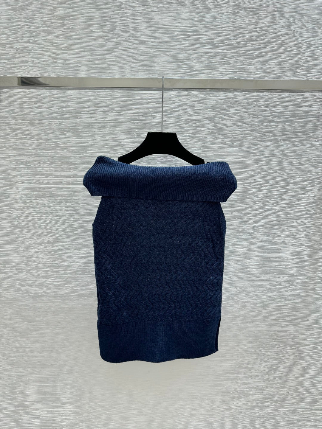 Chanel 2026 Knit Off-Shoulder Vest Wool