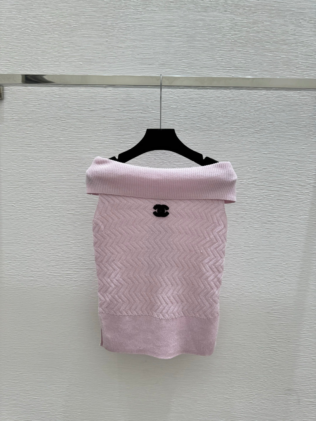 Chanel 2026 Knit Off-Shoulder Vest Wool