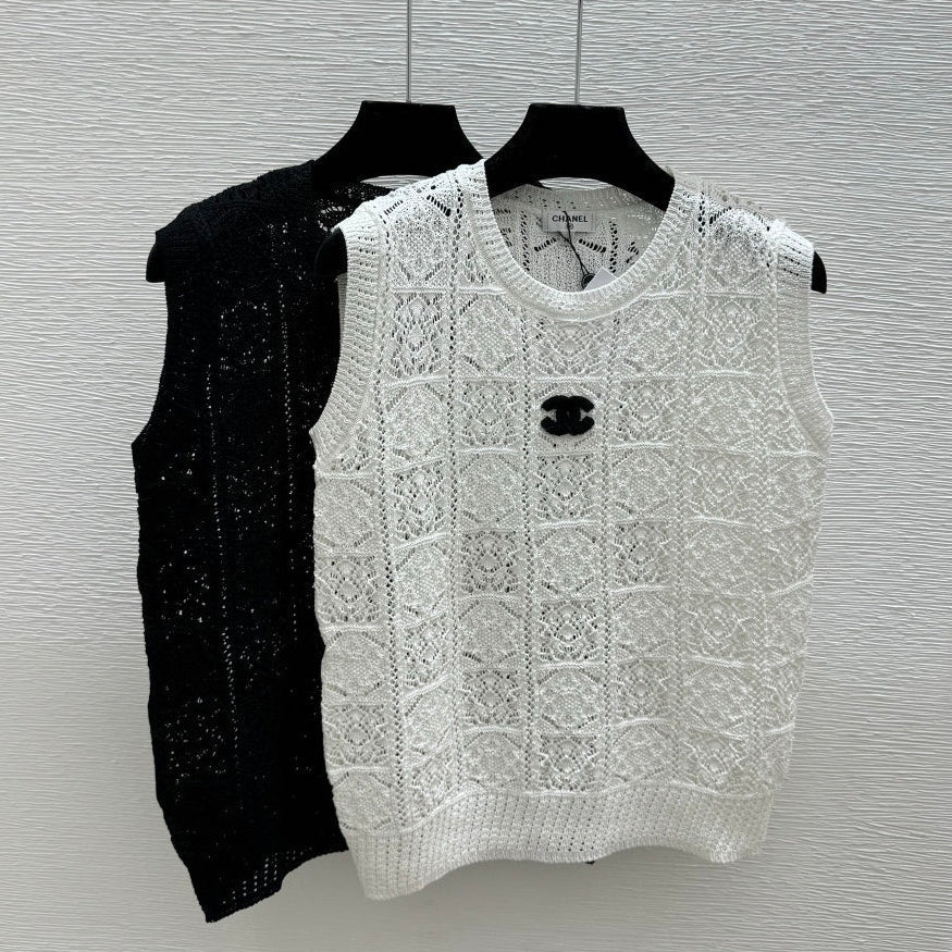 Chanel 2026 Hollow-Out Round Neck Knitted Vest Wool Polyester 170692