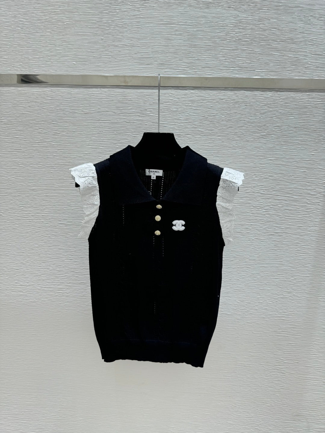 Miumiu 2026 Collar Knitted Vest Black and White Wool 227566