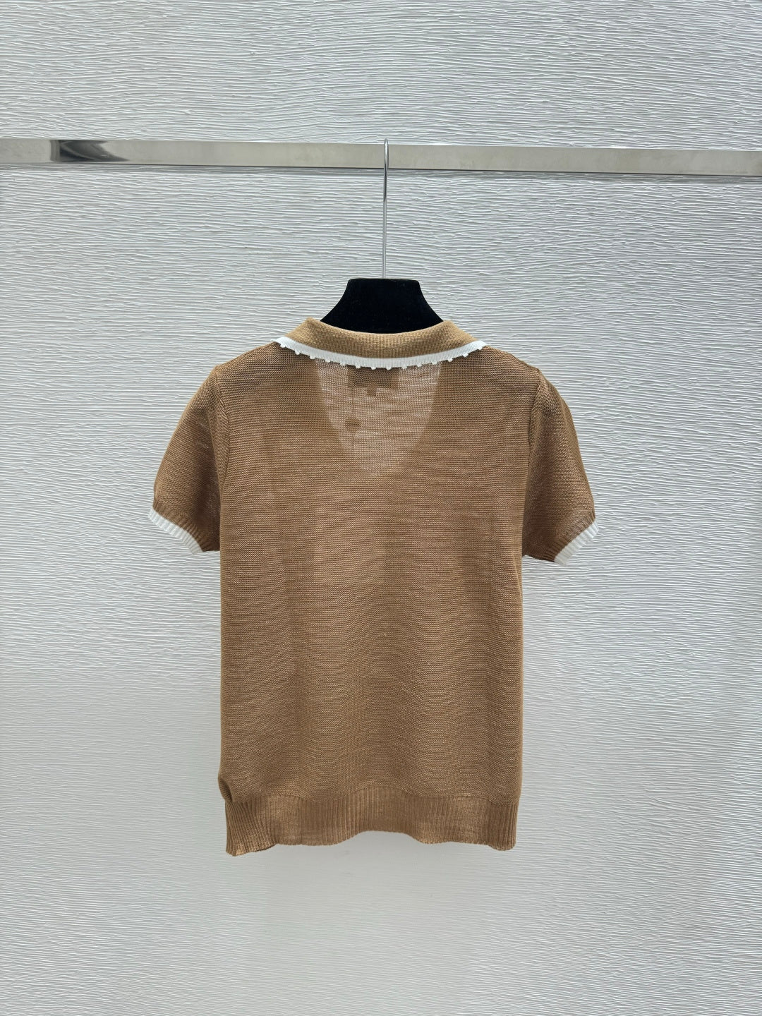 Chanel 2026 Collared Knit Short-sleeved Top Brown White Wool Cashmere 327316