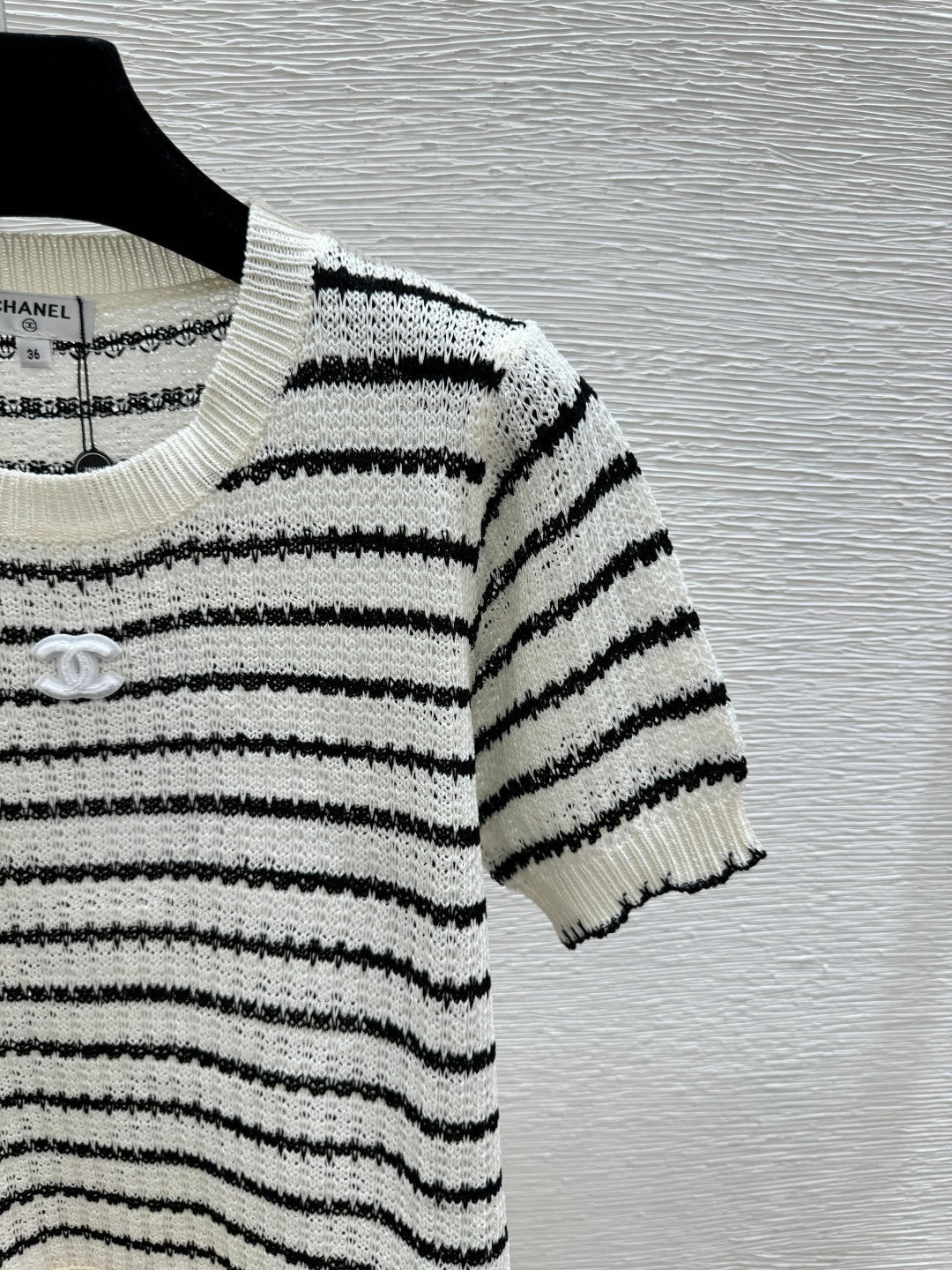 Chanel 2026 Striped Crew Neck Knit Short-Sleeve T-Shirt Cotton 397732