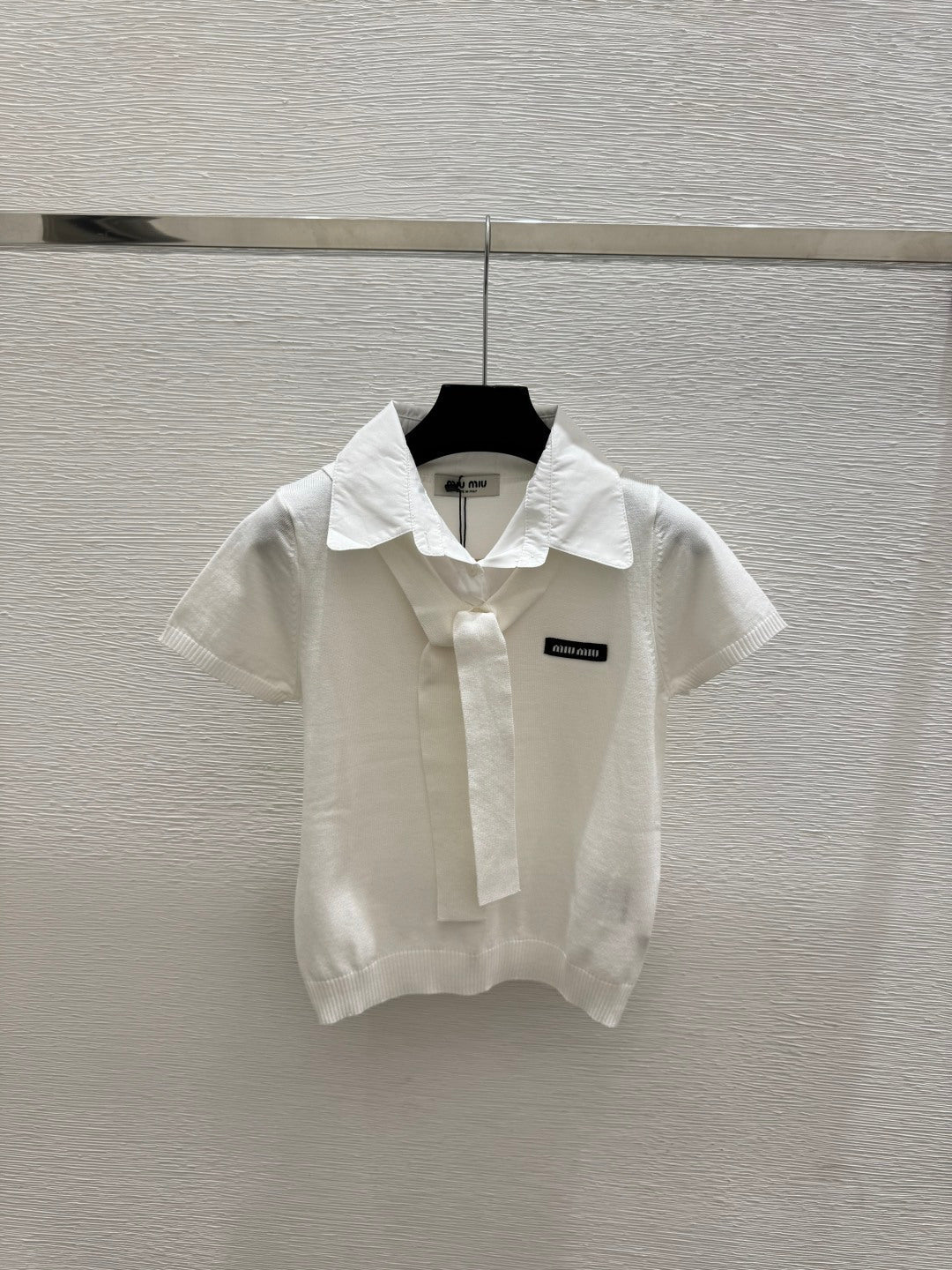 Miumiu 2026 Collar Simple Knit Short-Sleeve White Black Cotton 397738