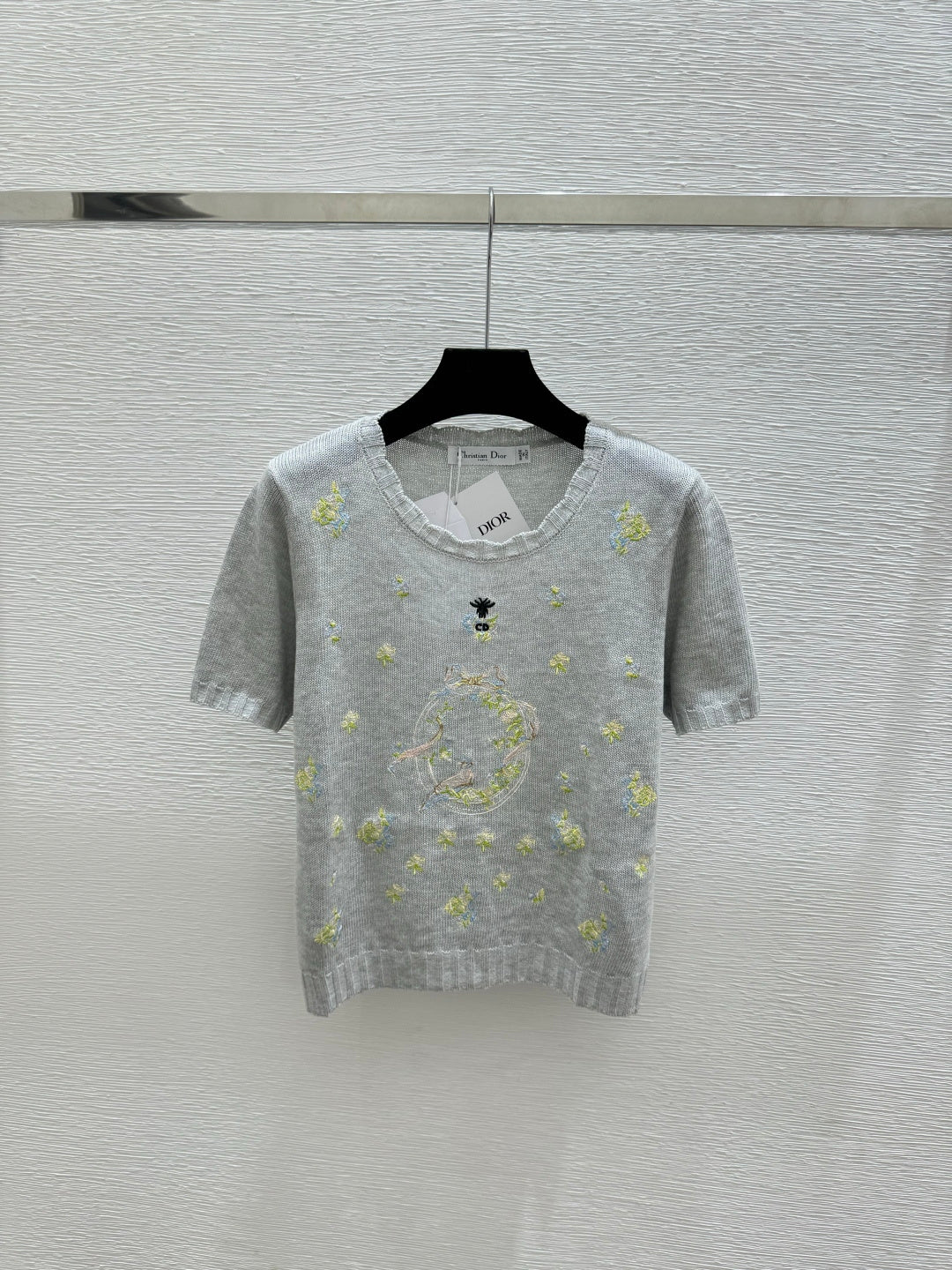 Dior 2026 Floral Embroidered Knit Short-sleeved Top Wool 392593
