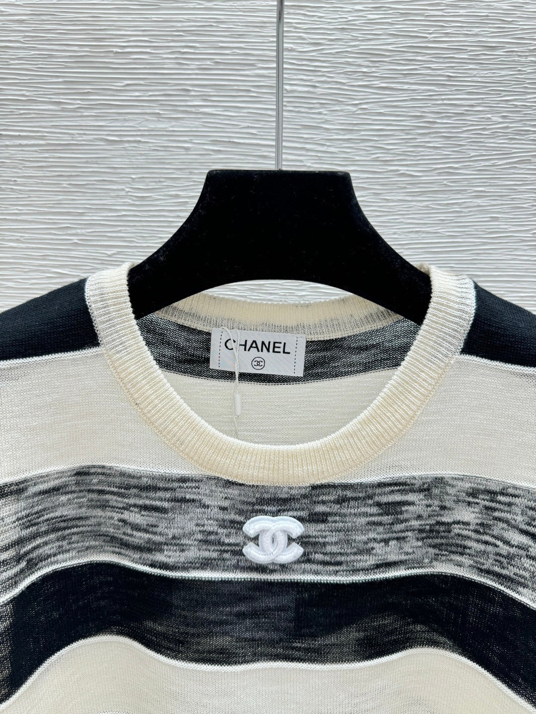 Chanel 2026 Striped Crew Neck Knitted Vest Tencel 516058