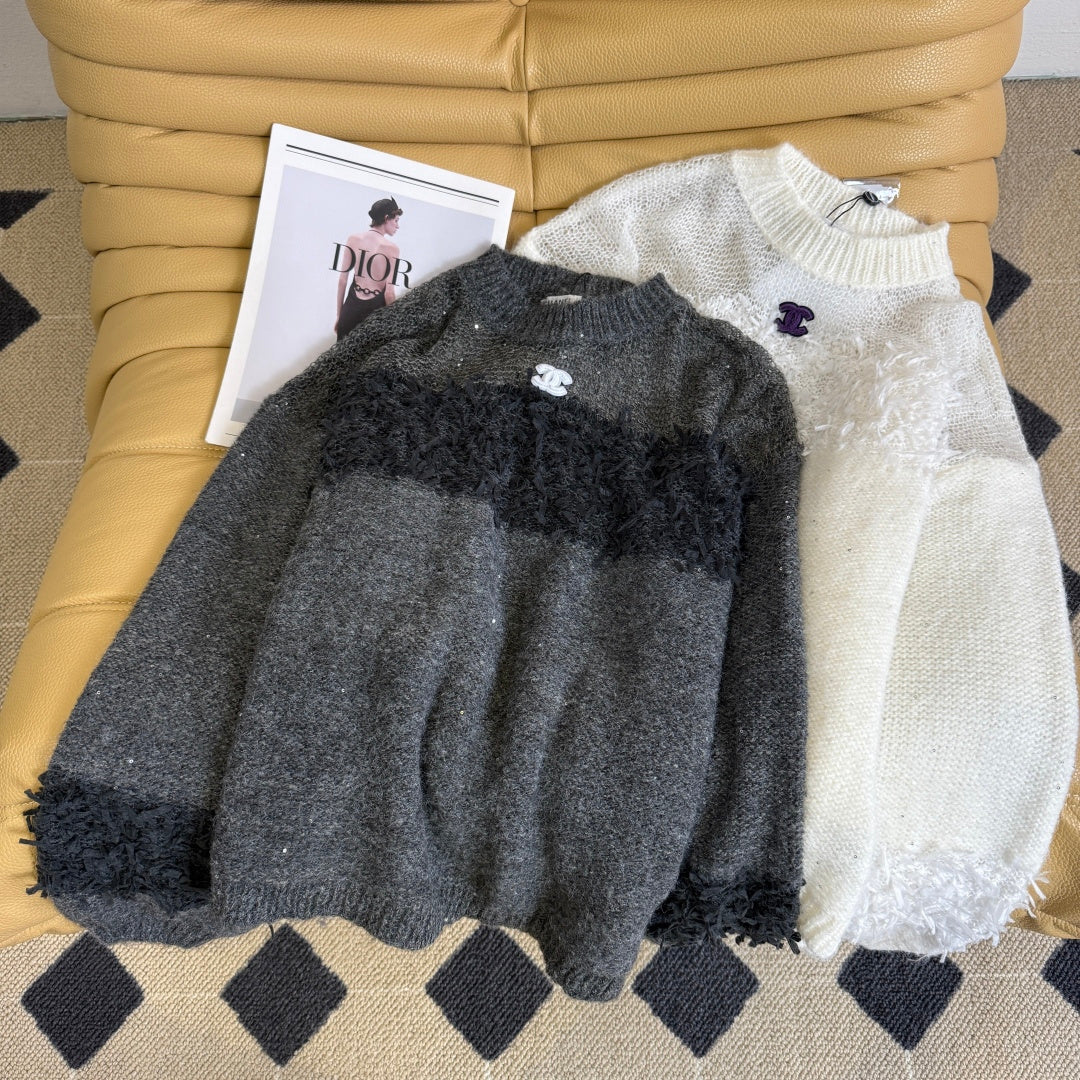 CC 26 Sweater Gray and White Wool Mesh 240318