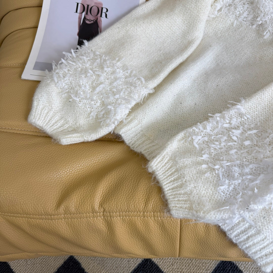 CC 26 Sweater Gray and White Wool Mesh 240318