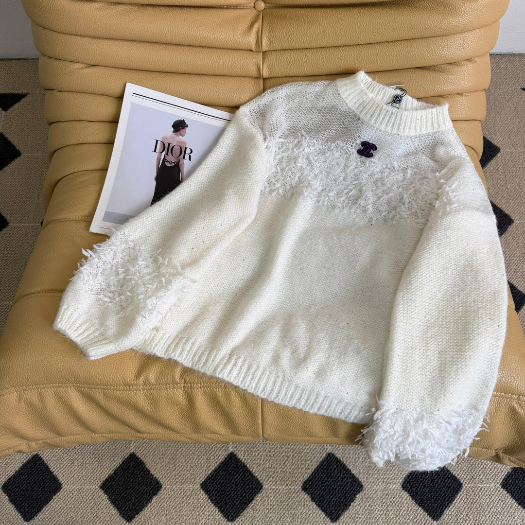 CC 26 Sweater Gray and White Wool Mesh 240318