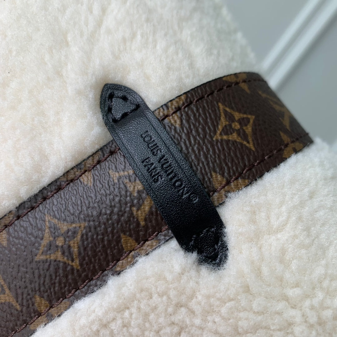 LV 2025 Pochette Mia Cream Brown Wool Canvas 346576