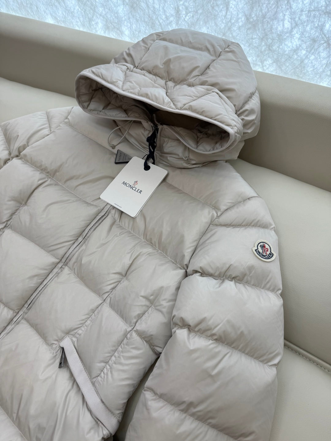 Moncler 25 Jacket White Polyester And Goose Feathers 301515