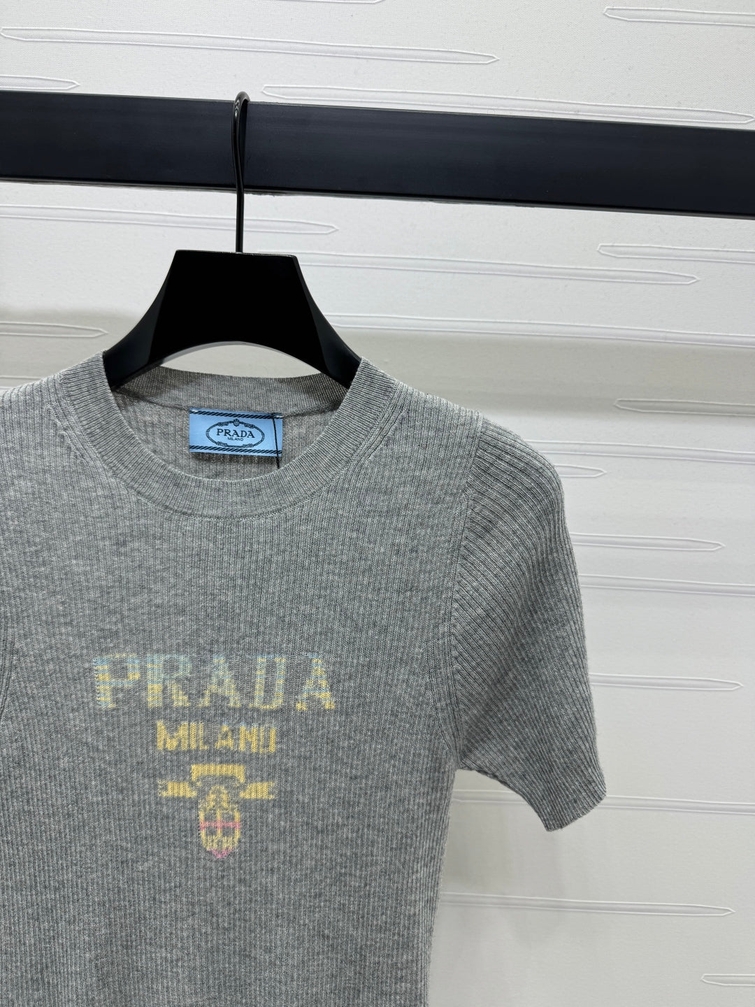 Prada 25 T-Shirt Wool with Acrylic 233531