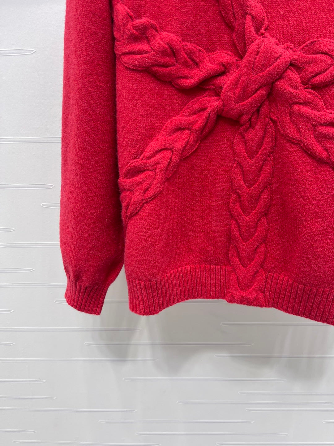 CC 26 Bow Tie Pullover Sweater Red Wool 331564