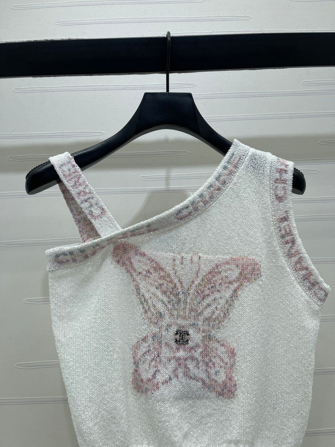 Chanel 2026 Butterfly Off-Shoulder Knitted Vest Wool Cashmere