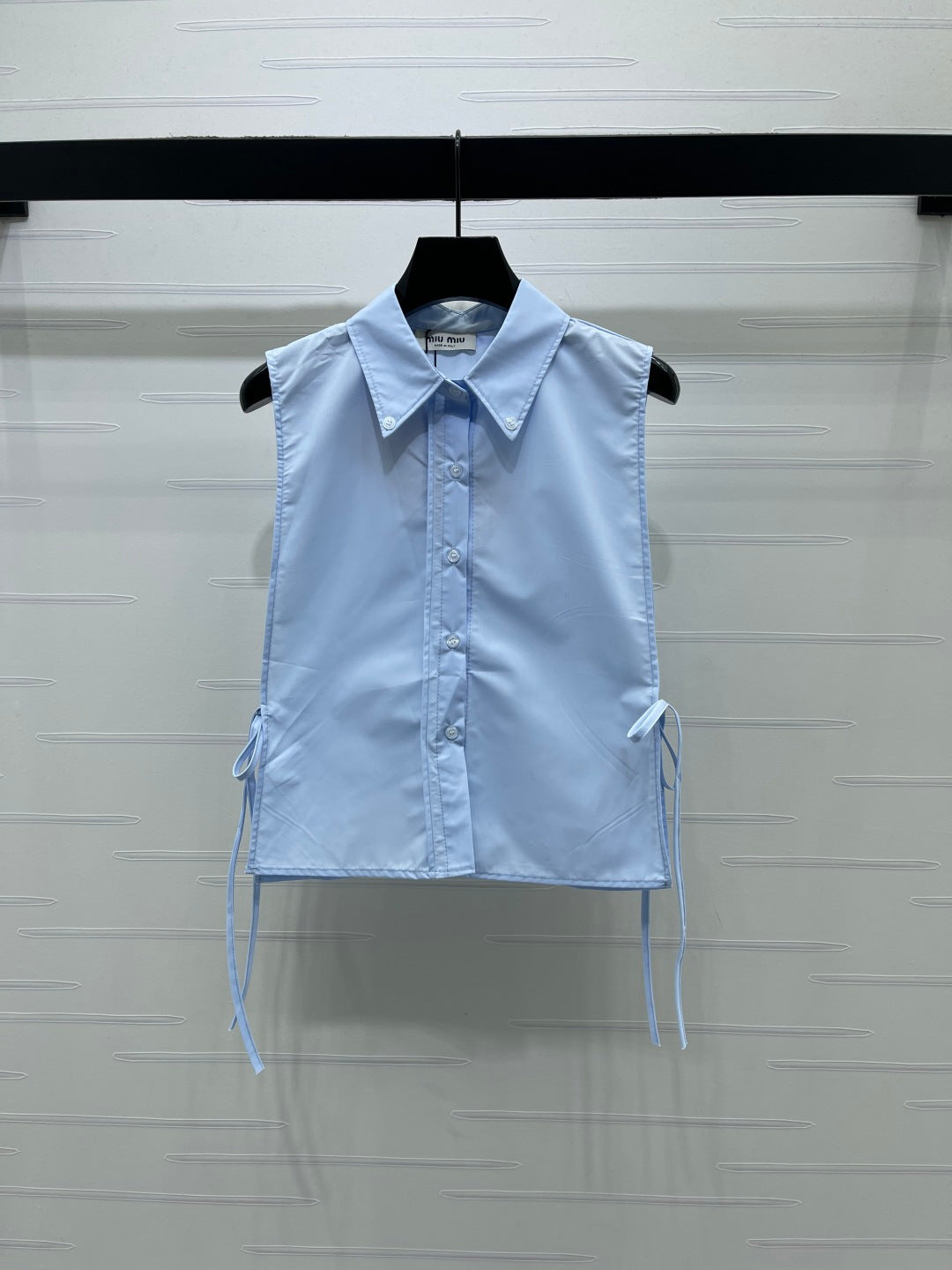 Miumiu 2026 V-neck Vest With Polo Collar Sleeveless Shirt Two-piece Set 356464