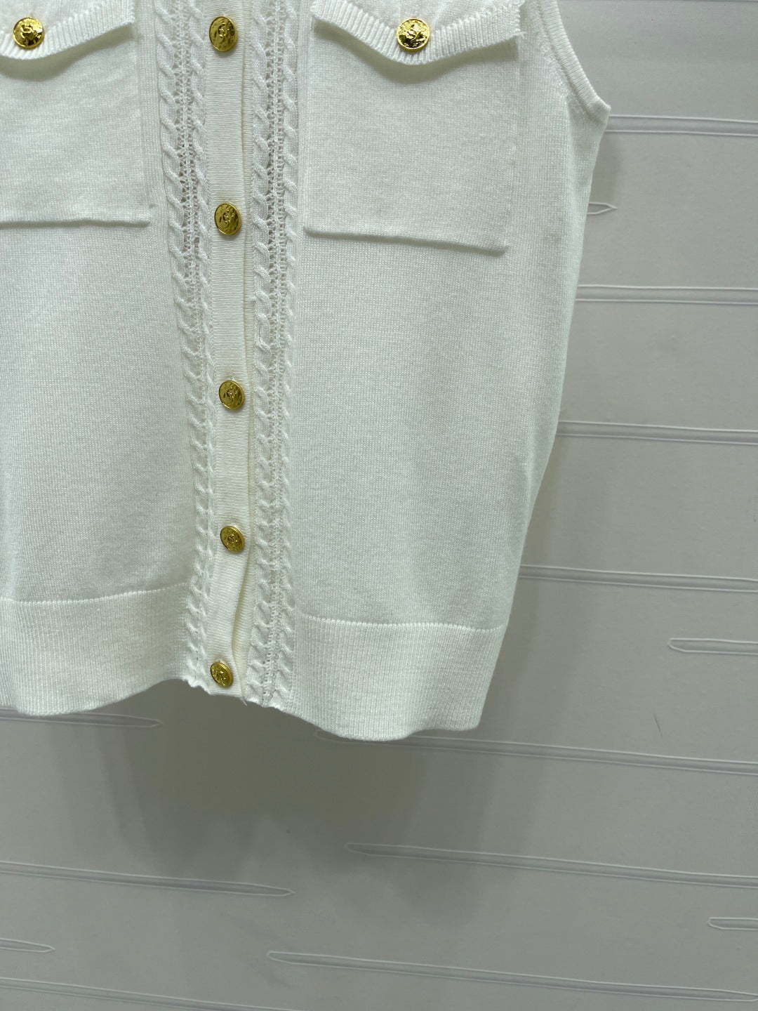Chanel 2026 Collared Knit Vest Wool 390686