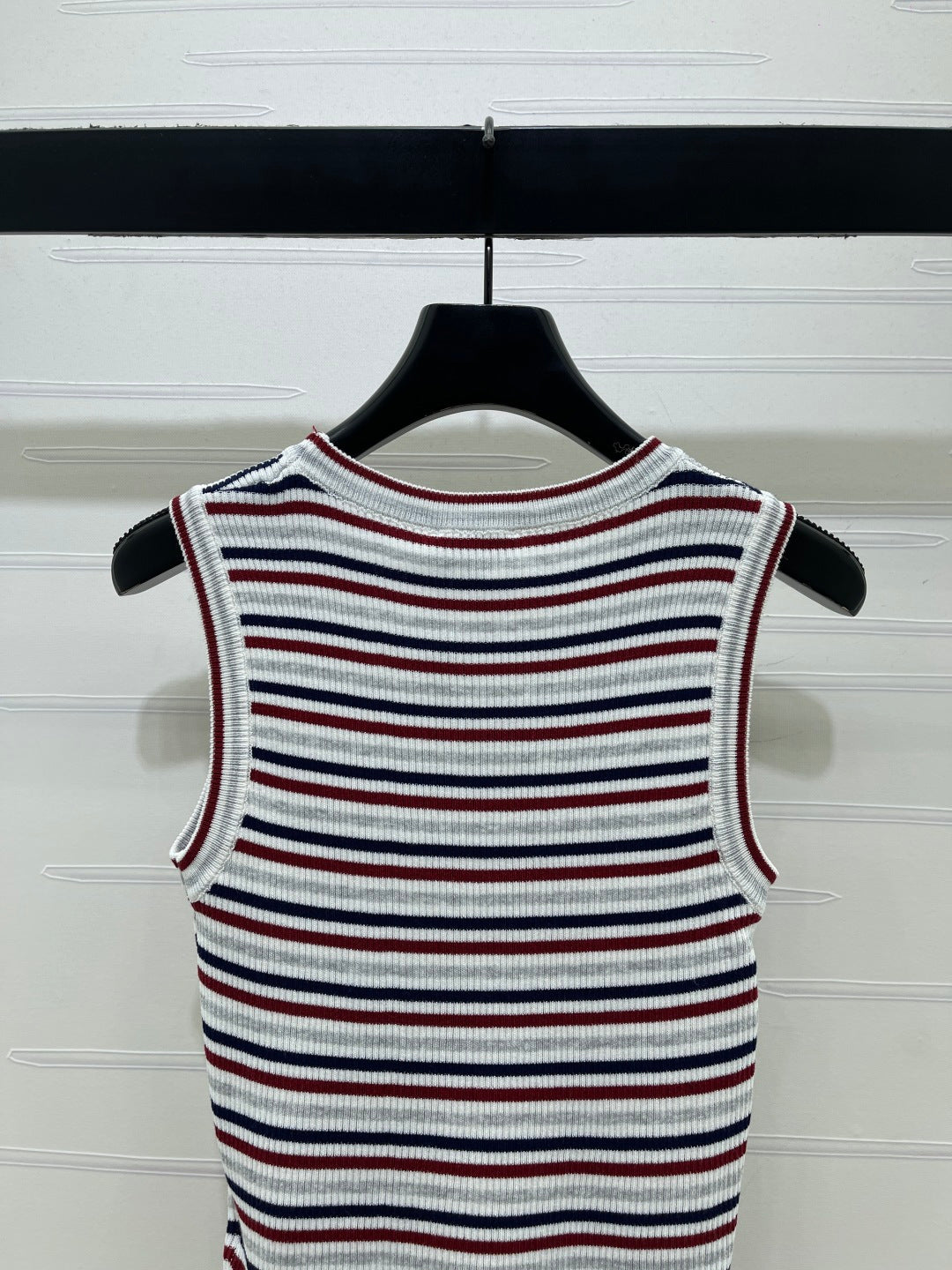 Chanel 2026 Crew Neck Striped Knit Vest Wool 677712