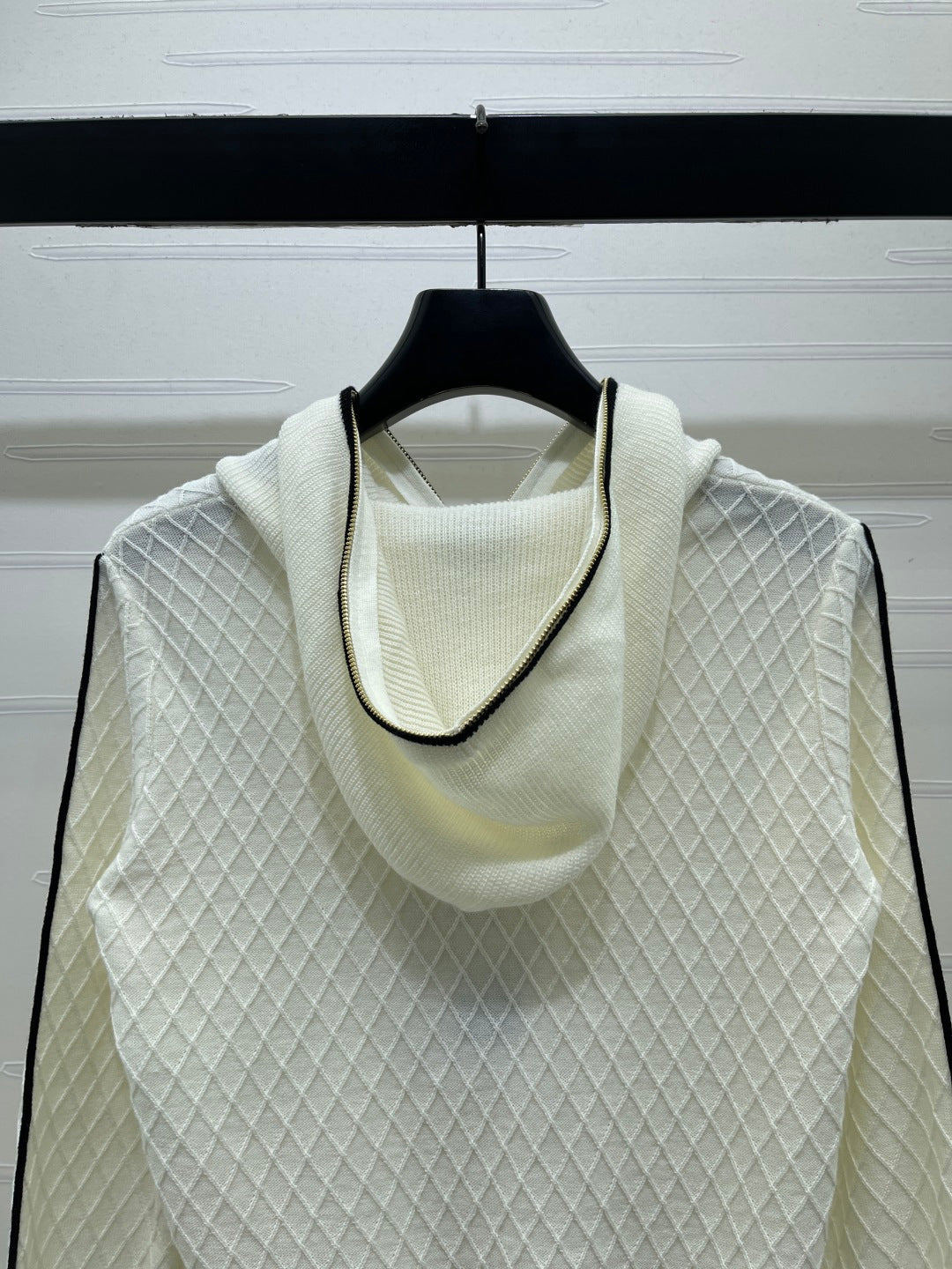 Chanel 2026 Hooded Knit Cardigan Wool 790127