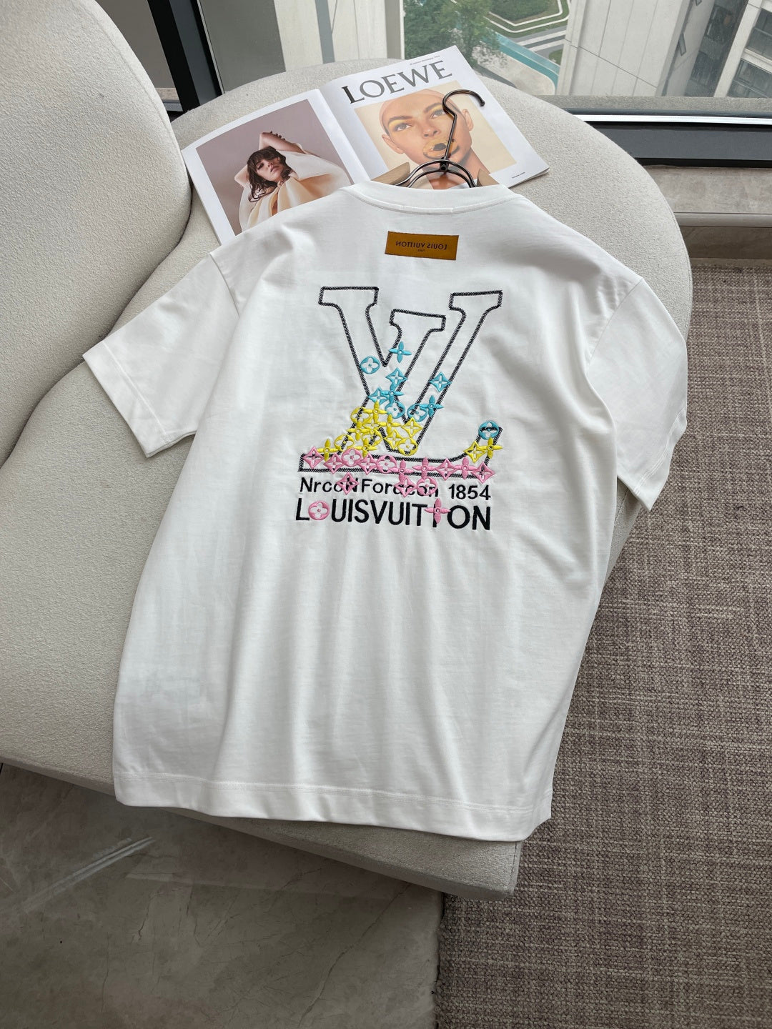 LV 26A Short-Sleeve T-Shirt Oversized Multicolor Cotton 405939