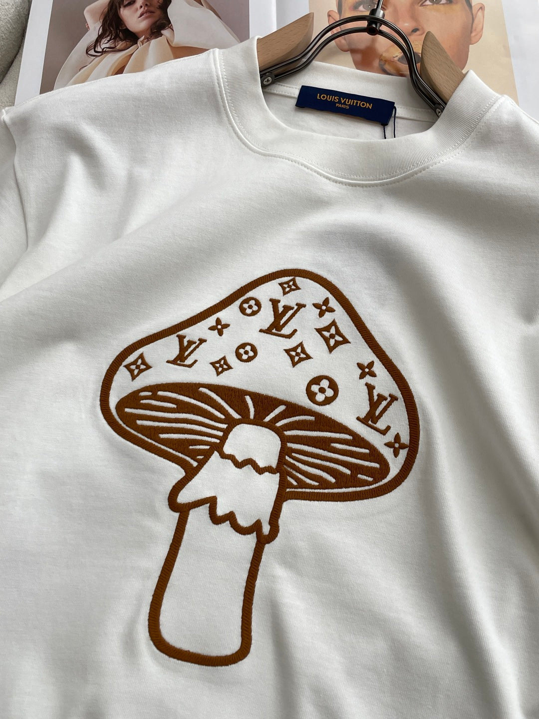 LV 26A Short-Sleeve T-Shirt Mushroom Pattern Cotton 405945