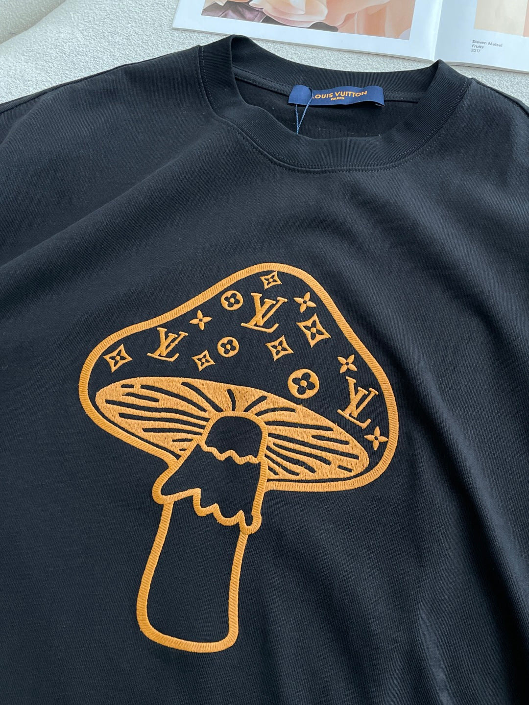 LV 26A Short-Sleeve T-Shirt Mushroom Pattern Cotton 405945