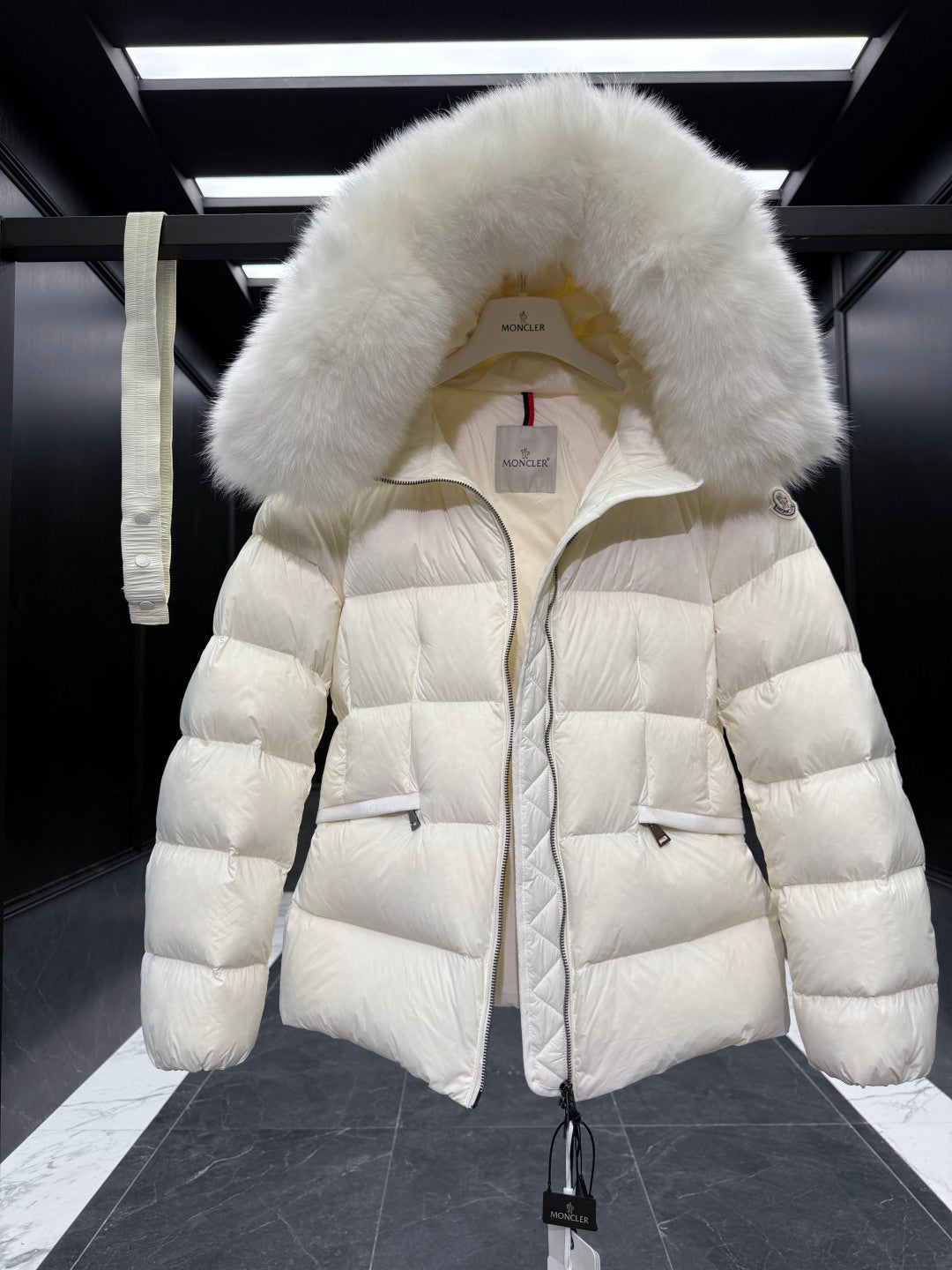 MC 25 Down Jacket White Polyester 0010