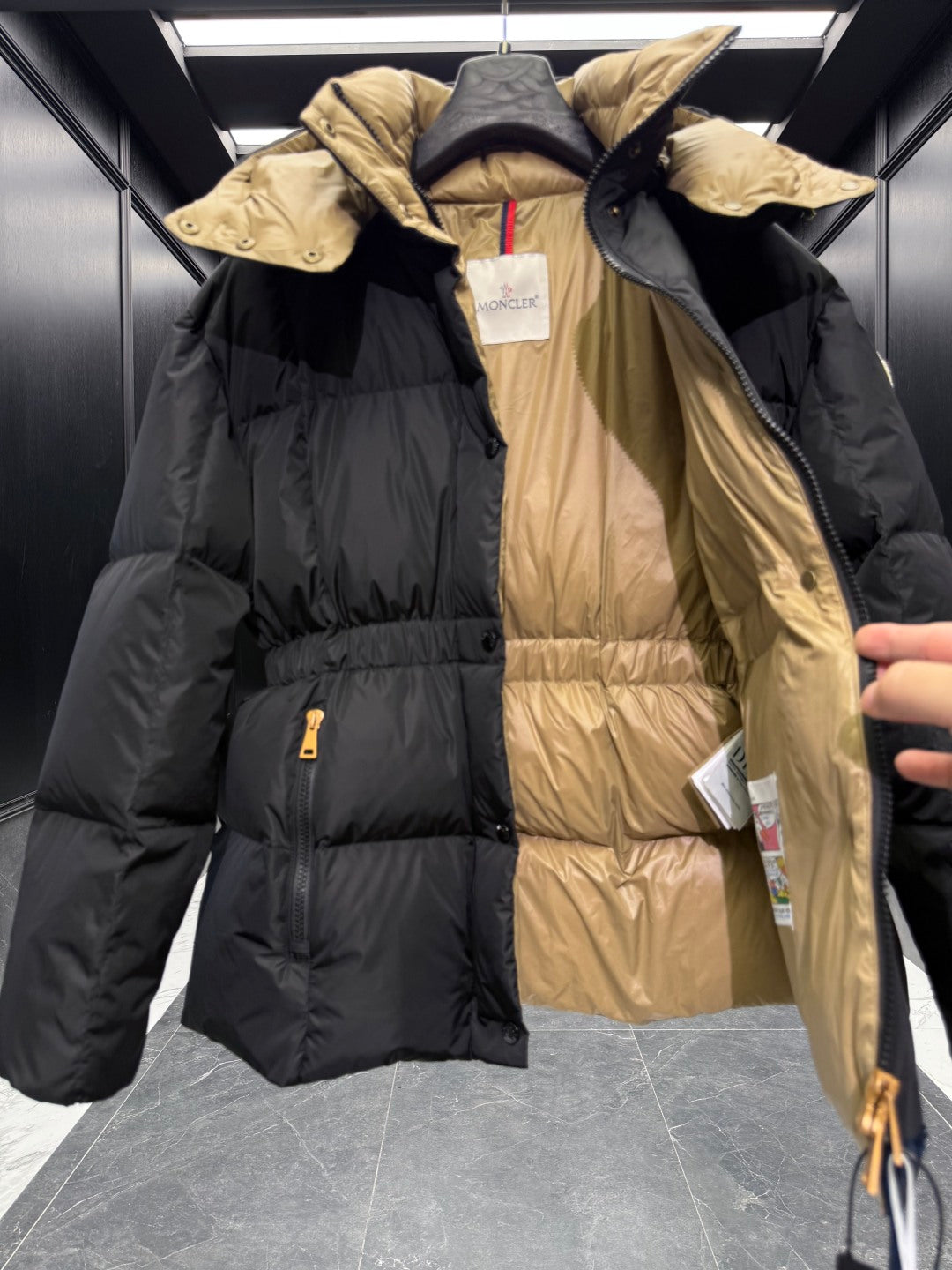 MC 25 Down Jacket Black Polyester 0018