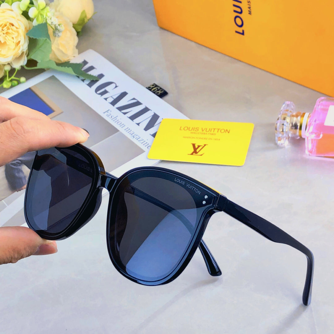 Louis Vuitton Sunglasses 558286