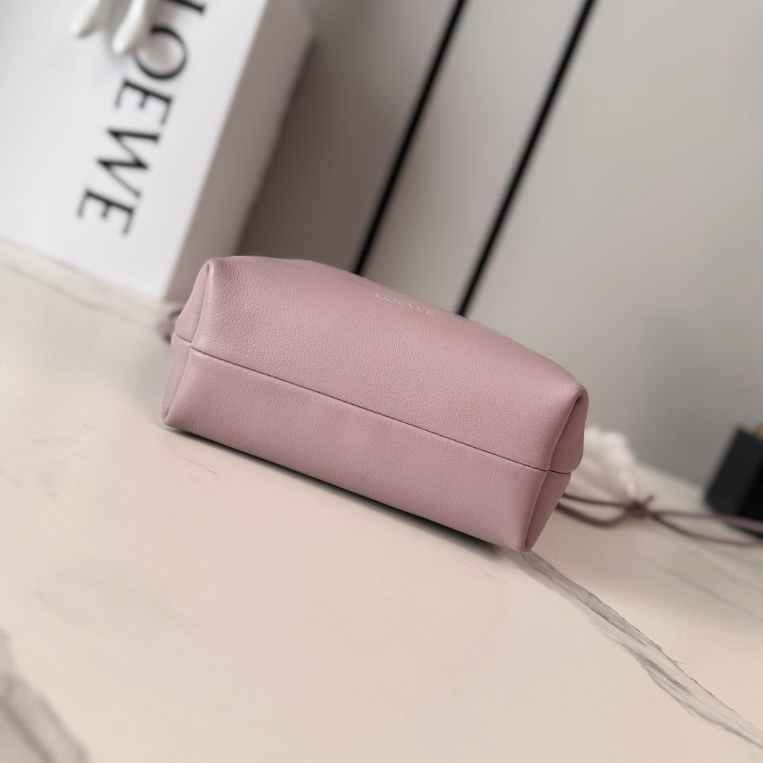 Loewe Pebble Hobo Bag 22 Dusty Rose Calfskin 280586