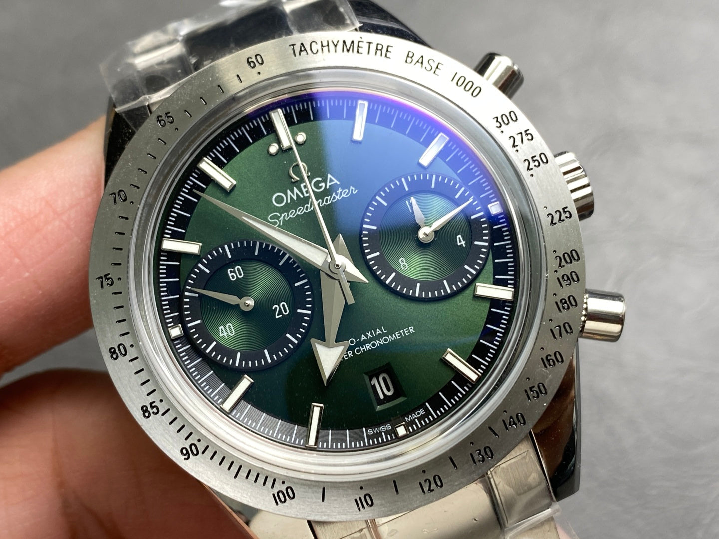 Omega Speedmaster Co-Axial Master Chronometer 40.5mm Watch Green Dial