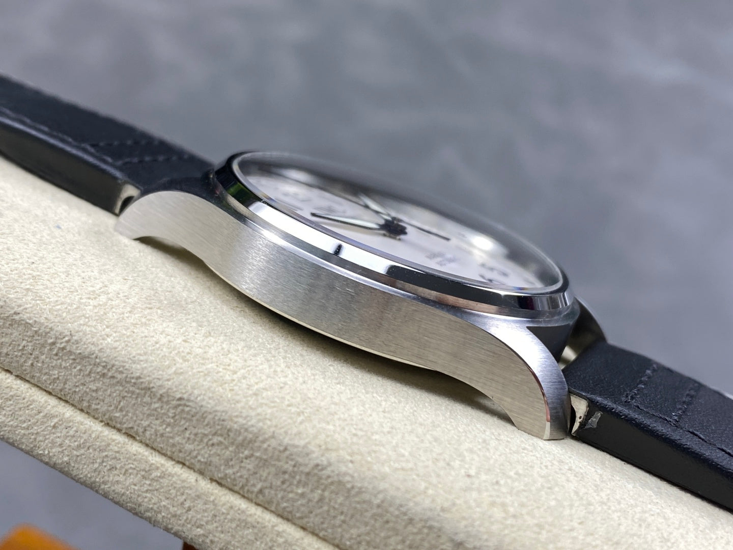 IWC Pilot 40mm Cream Dial Steel Case Black Leather Strap