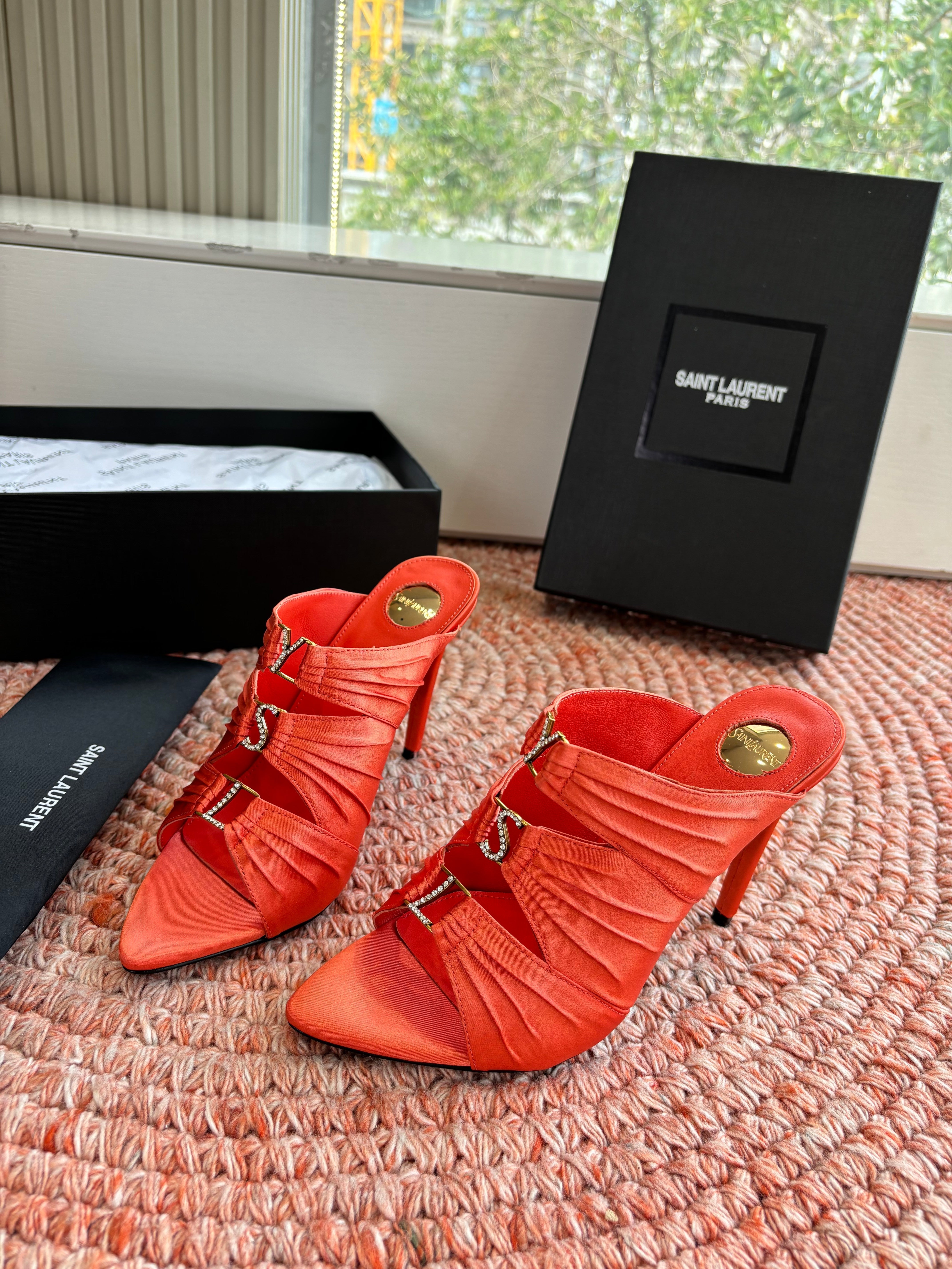 YSL 26ss Pointed High Heels Sandals 110 Orange Silk Leather 648789