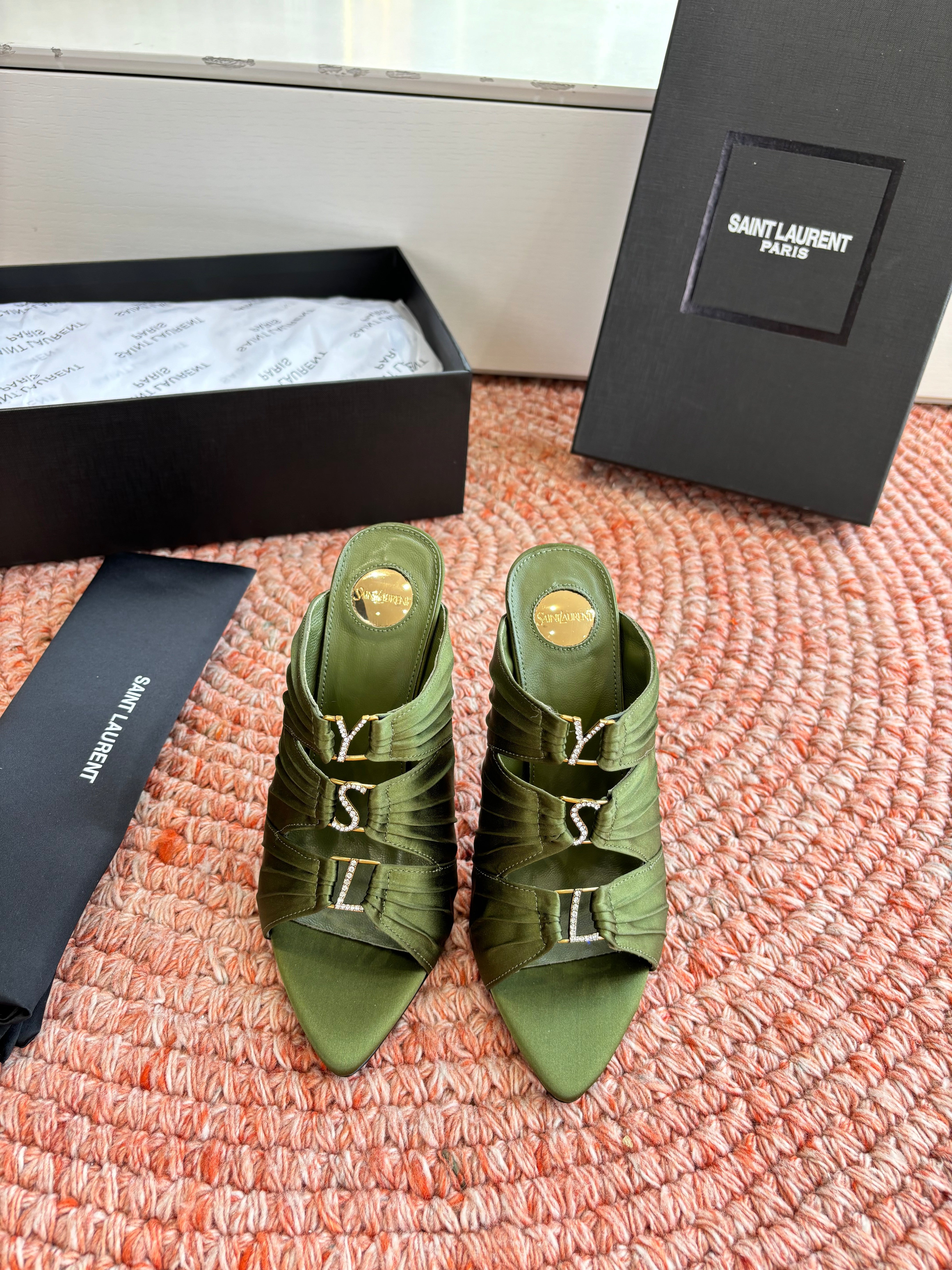 YSL 26ss Pointed High Heels Sandals 110 Green Silk Leather 648791